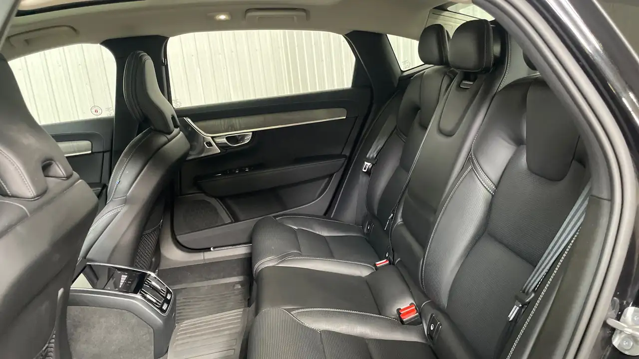 Volvo S90 снимка Volvo S90