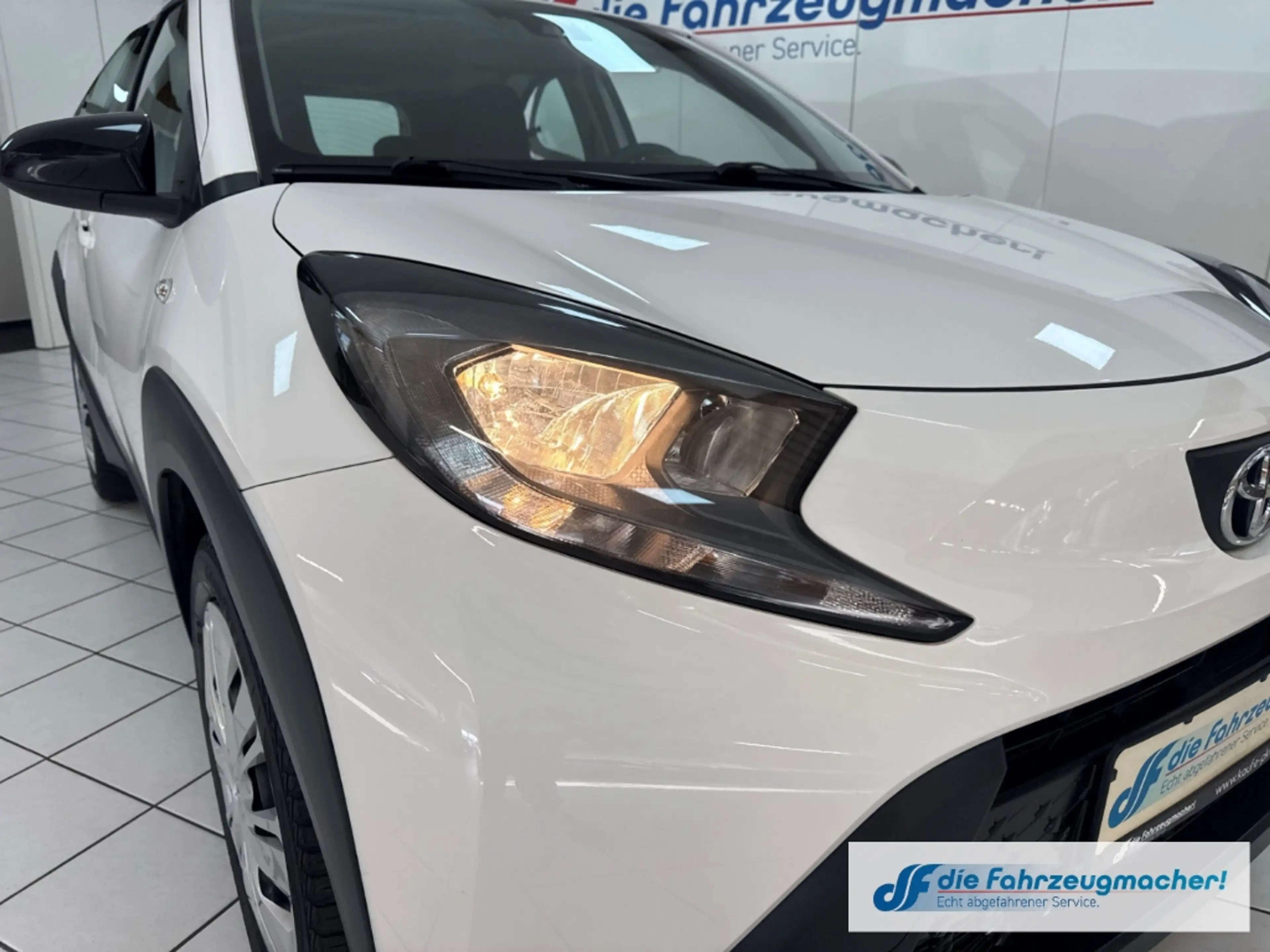 Toyota Aygo X Play Apple CarPlay Android Auto Mehrzonenklima Mus — photo 8