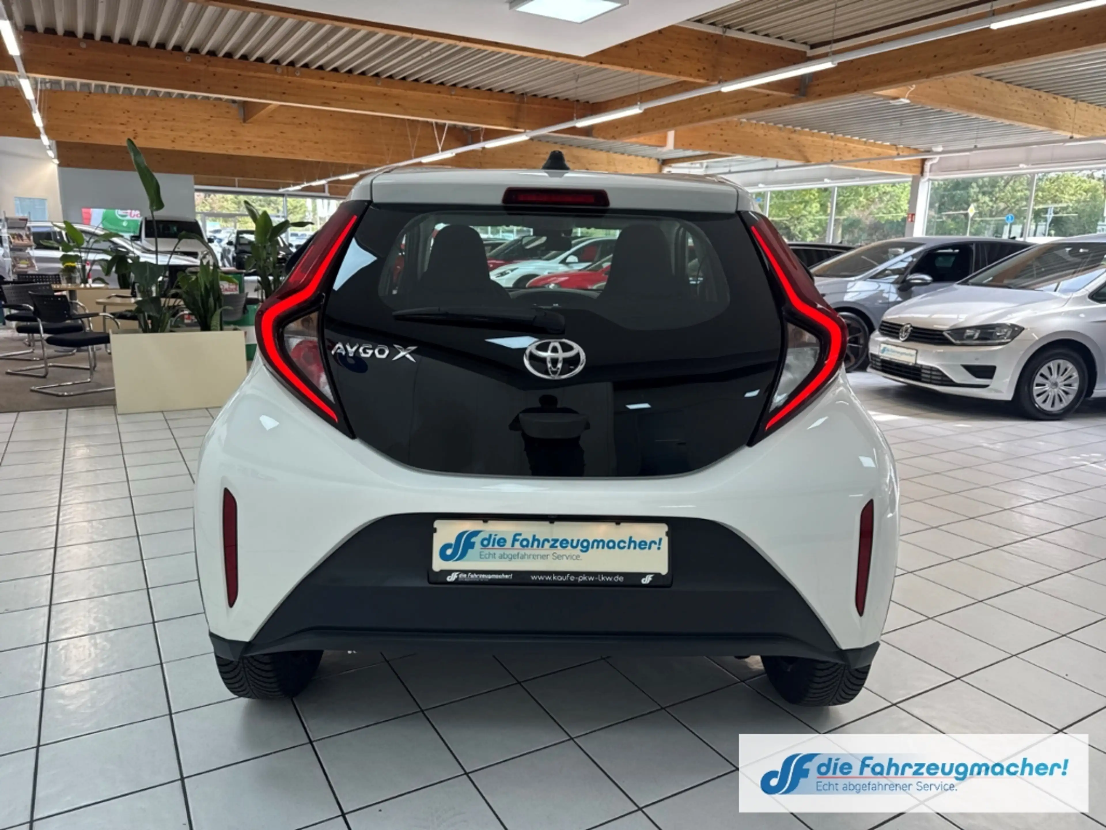 Toyota Aygo X Play Apple CarPlay Android Auto Mehrzonenklima Mus — photo 7