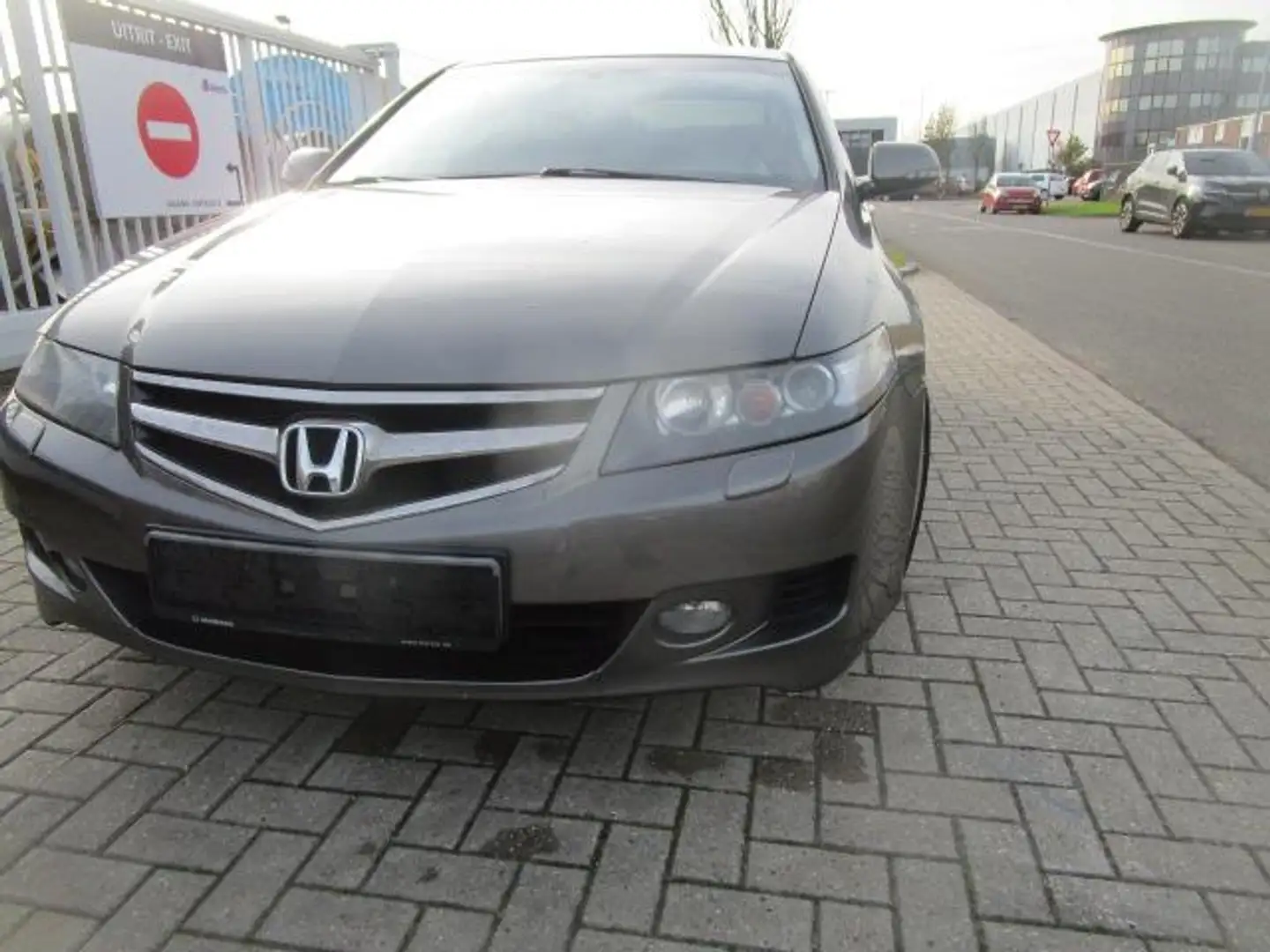 Honda Accord 2.0i Comfort Automaat Brun - 2