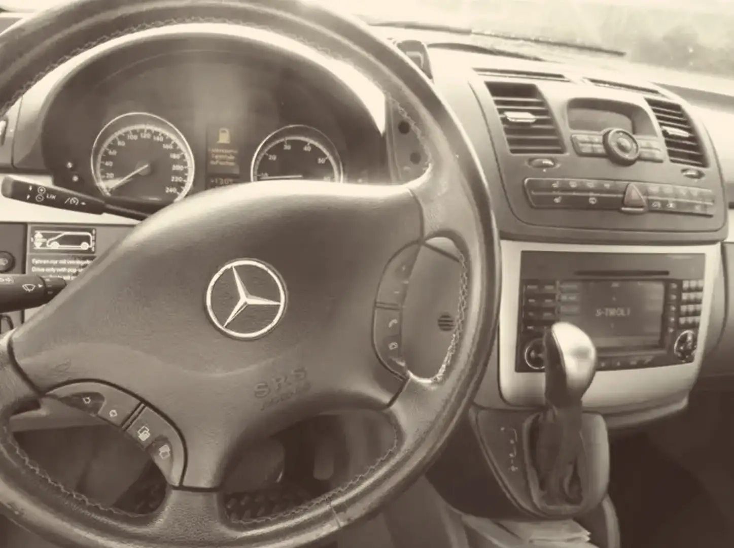 Mercedes-Benz Viano 3.0 benzine+gpl Nero - 2