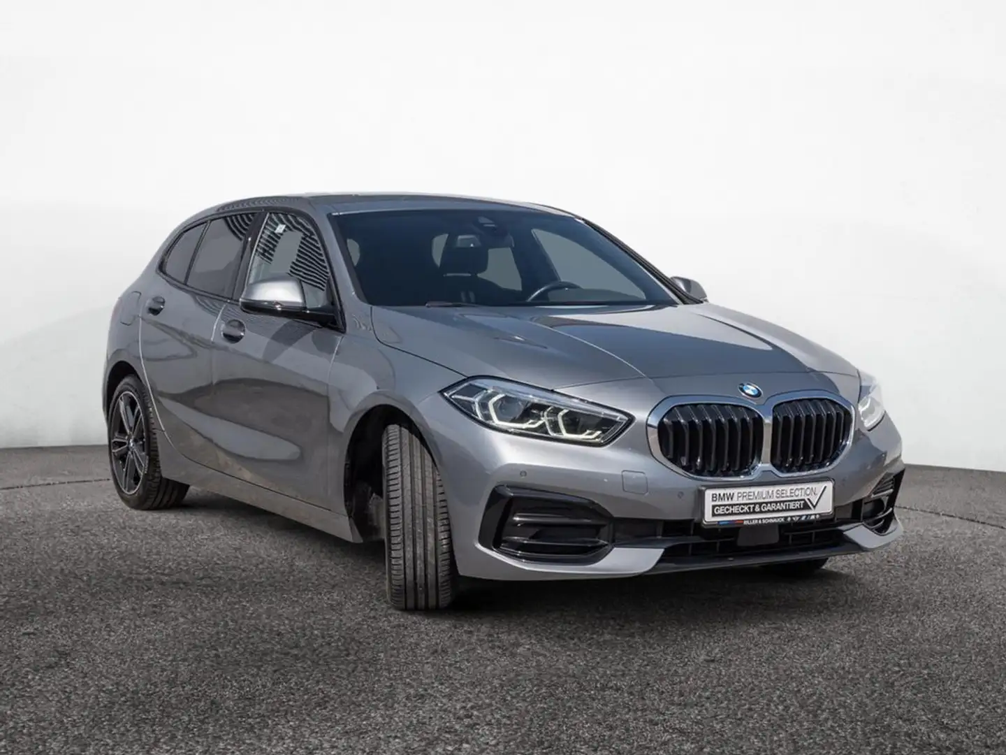 BMW 118 i Sport Line LED+NAVI+SHZ+PDC+KEYLESS+KLIM Grau - 2