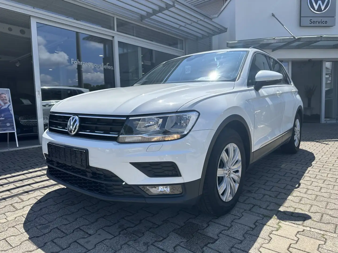 Volkswagen Tiguan 2.0TDI COMFORTLINE*ACC*NAVI*PDC Weiß - 2