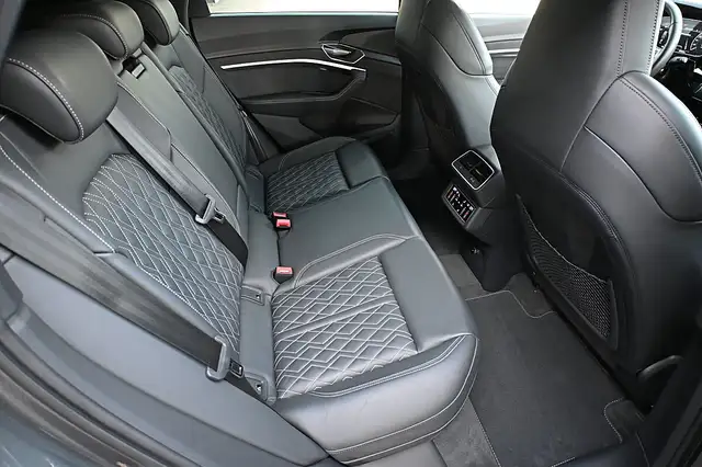 Audi e-tron quattro 95kWh S NP €125k ACC, B&O, Matrix, Nach... Ansicht 13