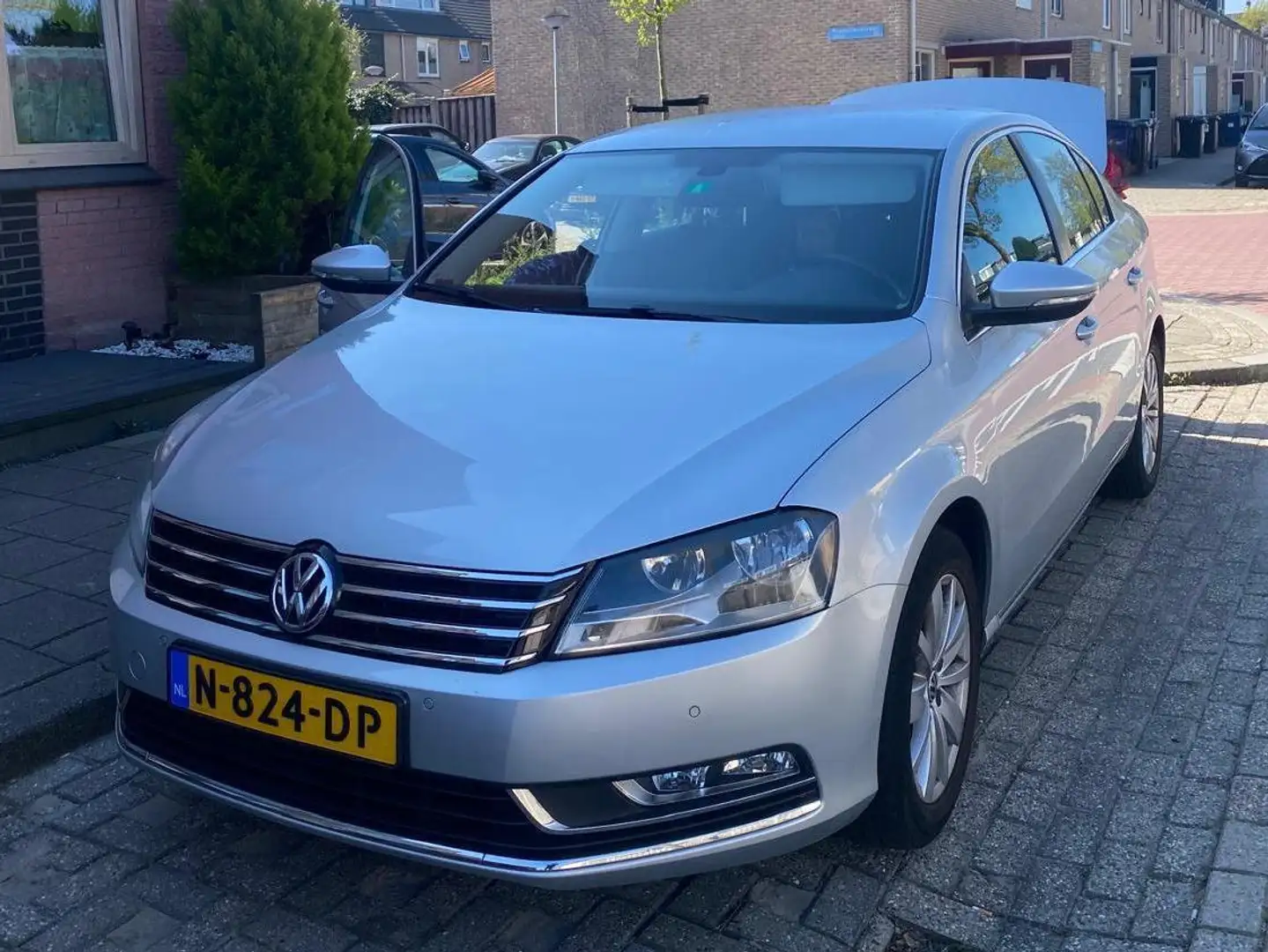 Volkswagen Passat Passat 1.4 TSI Comfl. BlM. Gris - 2