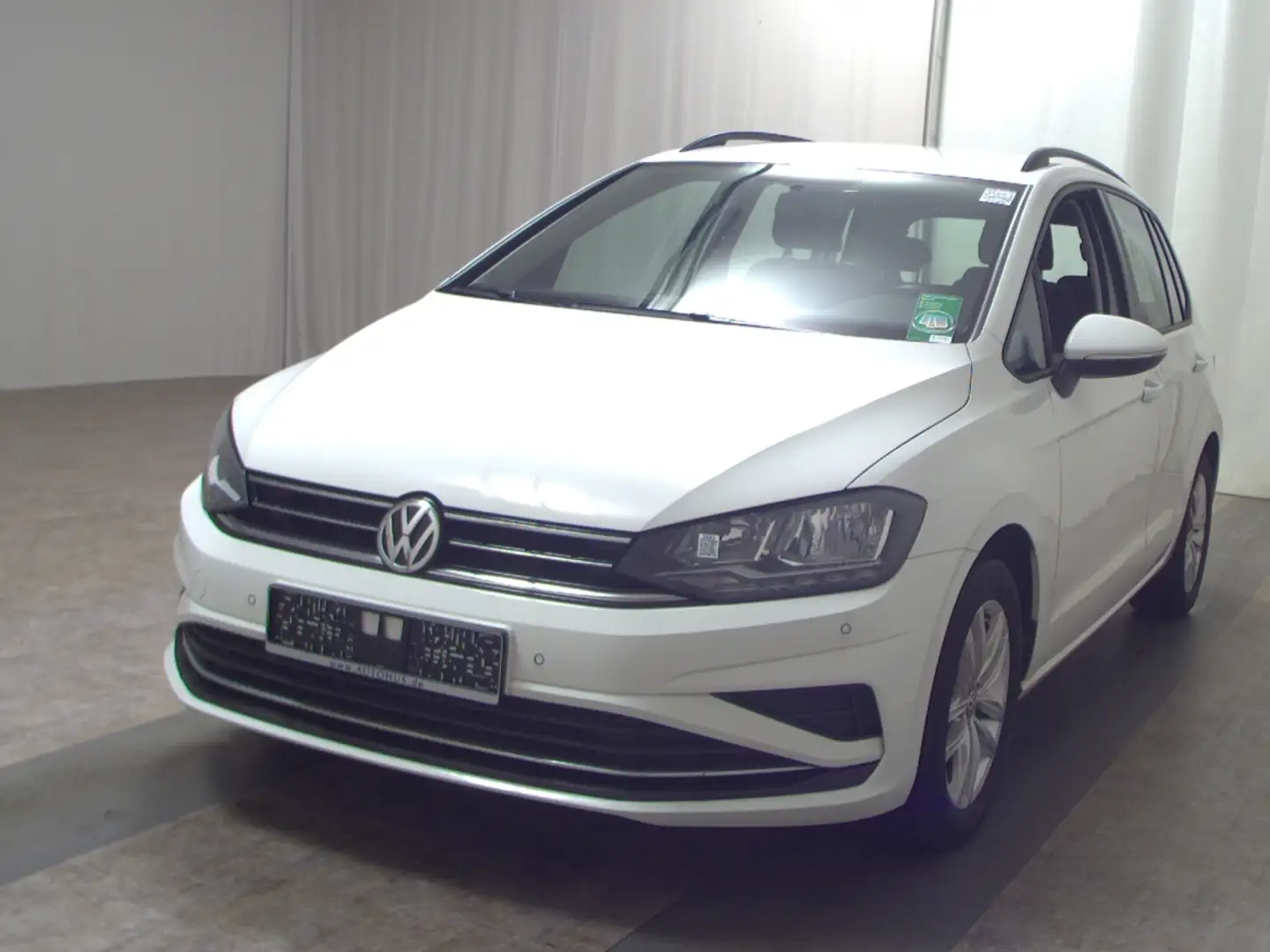 Volkswagen Golf Sportsvan 1.0 TSI Comf. RFK AHK DAB Klima Weiß - 2