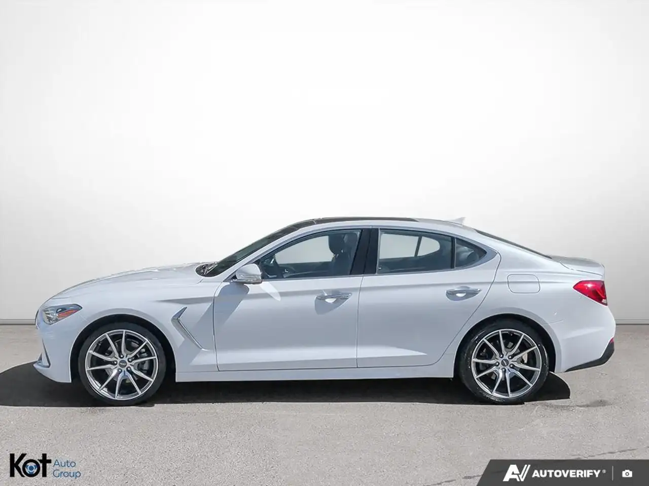Genesis G70 снимка Genesis G70