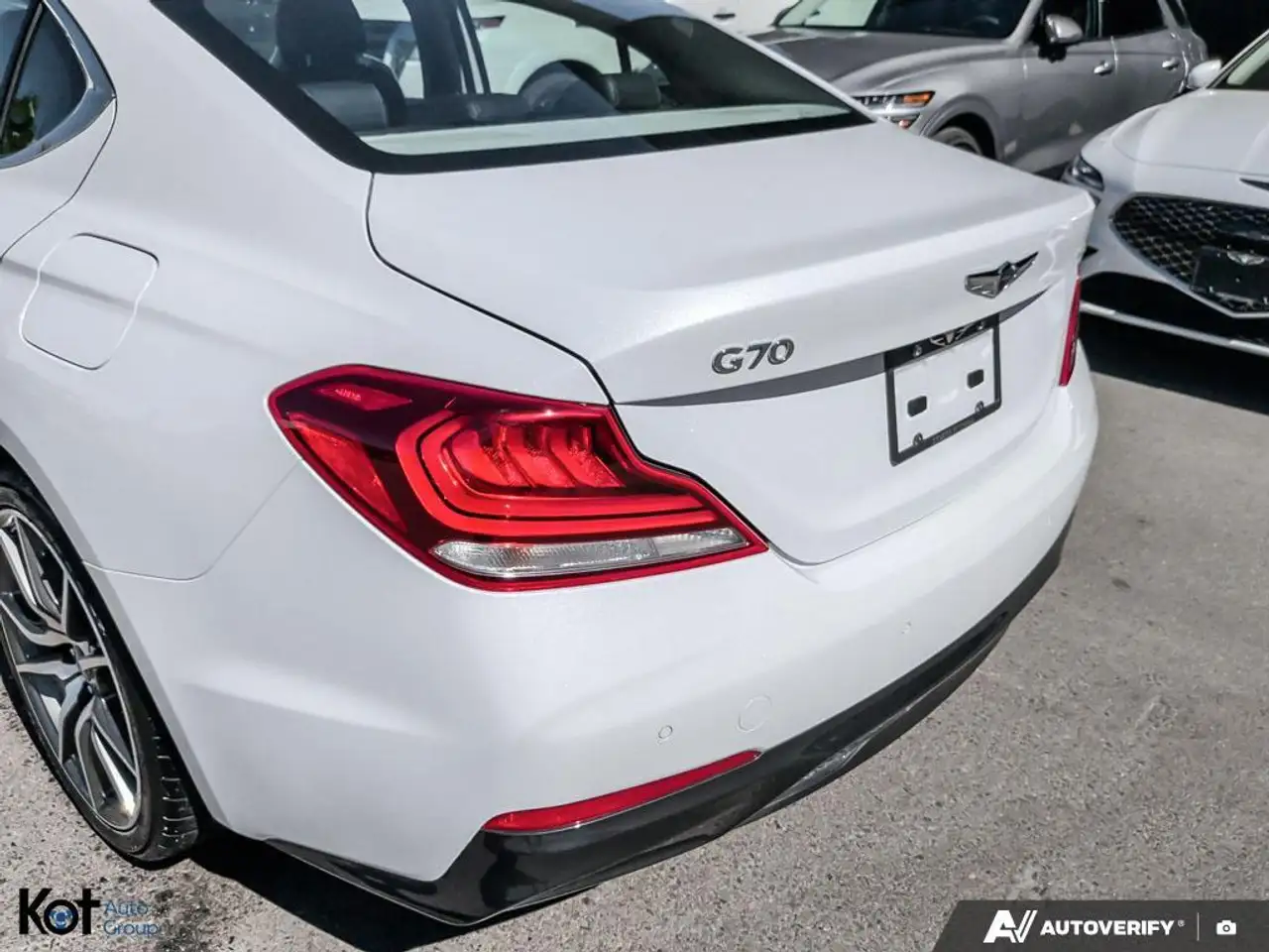 Genesis G70 снимка Genesis G70