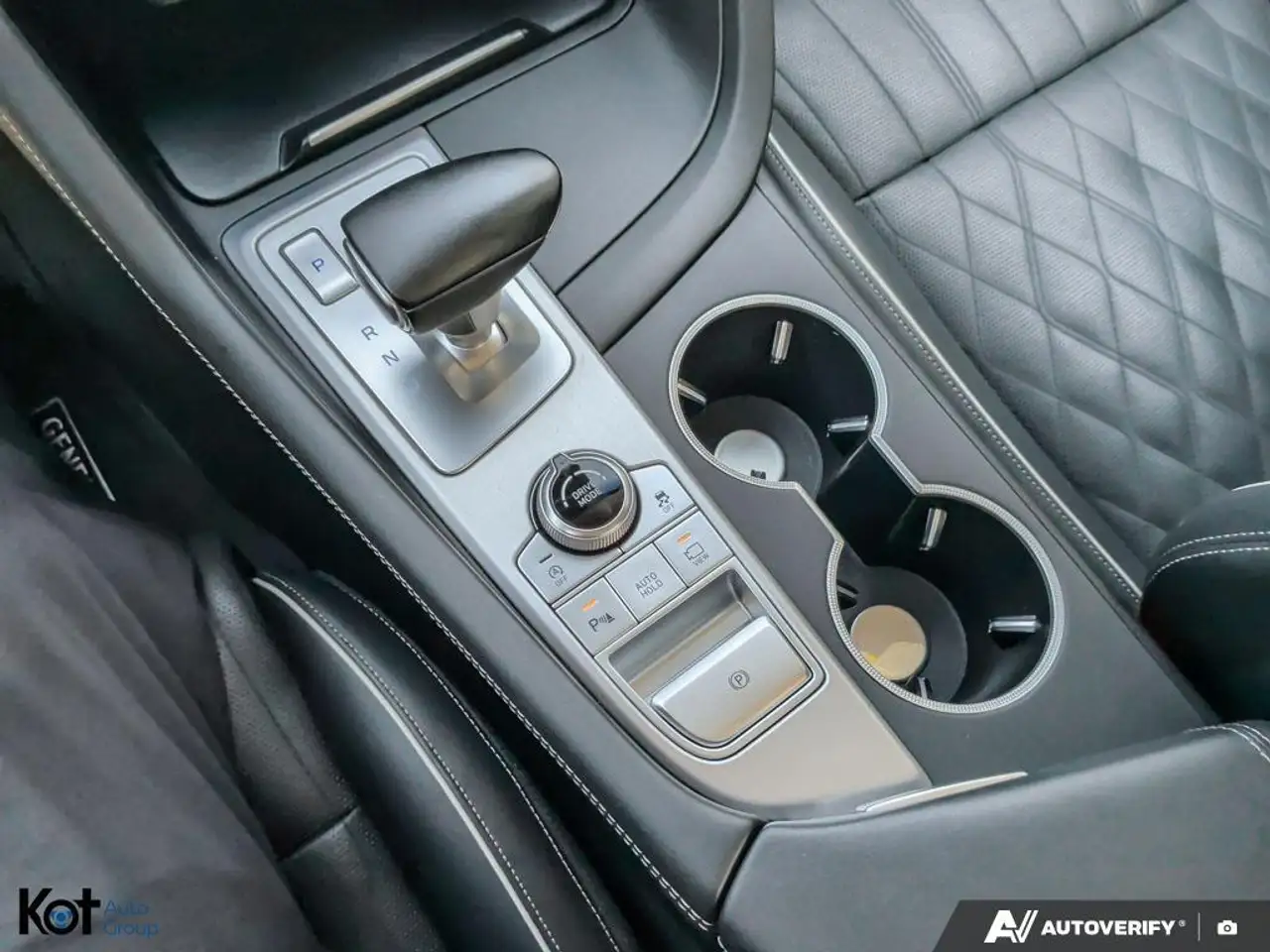 Genesis G70 снимка Genesis G70
