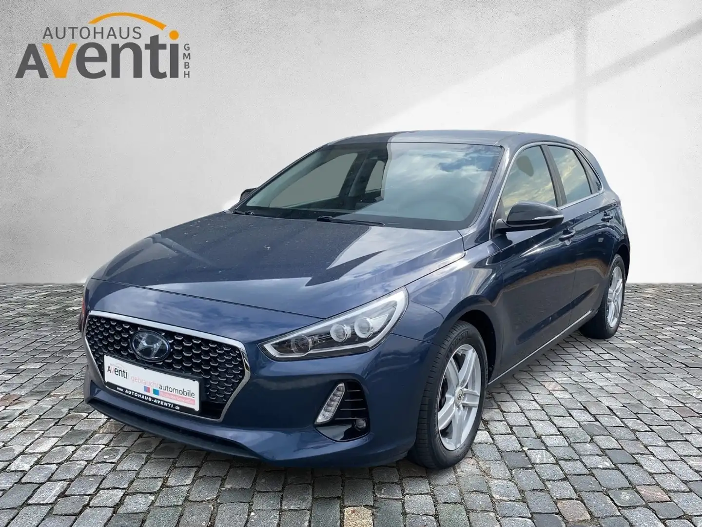Hyundai i30 Intro *Lane Assist*Kamera*Navi*LED*Apple*DAB* plava - 2