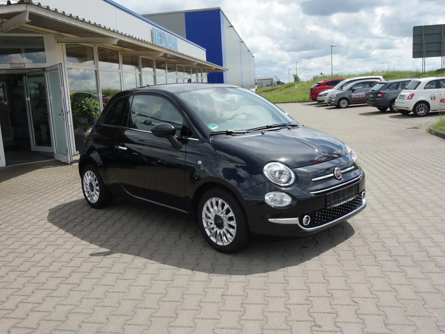 Fiat 500 Lounge *Uconnect 7" NAV/DAB/PDC/NSW/Metallic* Schwarz - 2