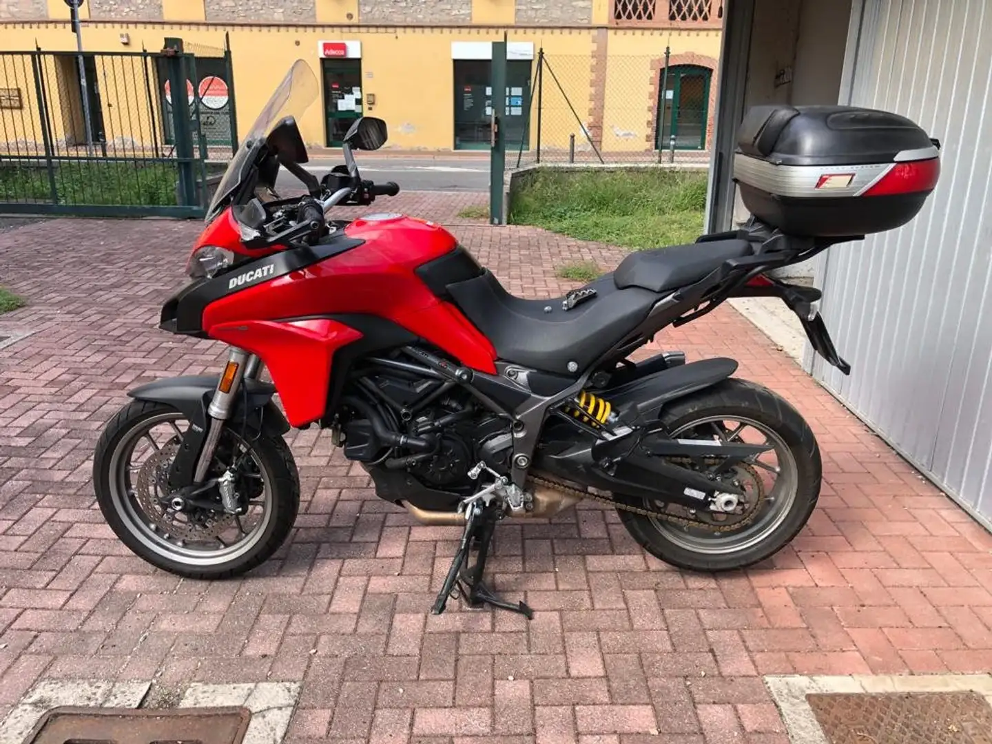 Ducati Multistrada 950 crvena - 2