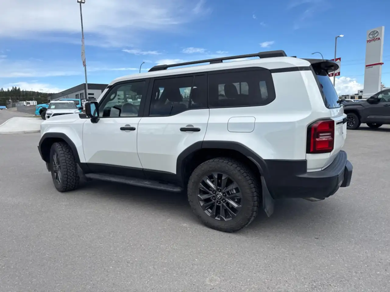 Toyota Land Cruiser снимка Toyota Land Cruiser