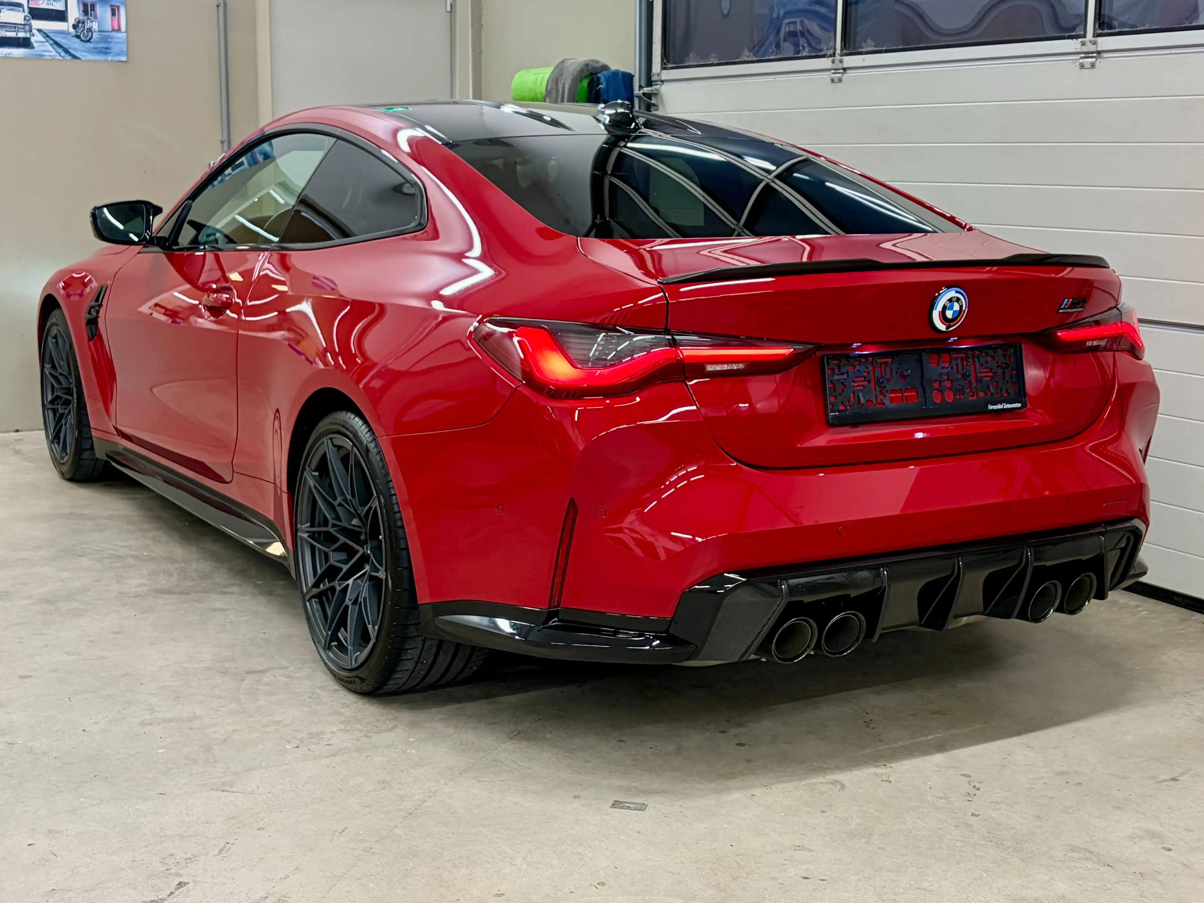 BMW M4 xDrive Competition 50 Jahre M Edition — photo 4