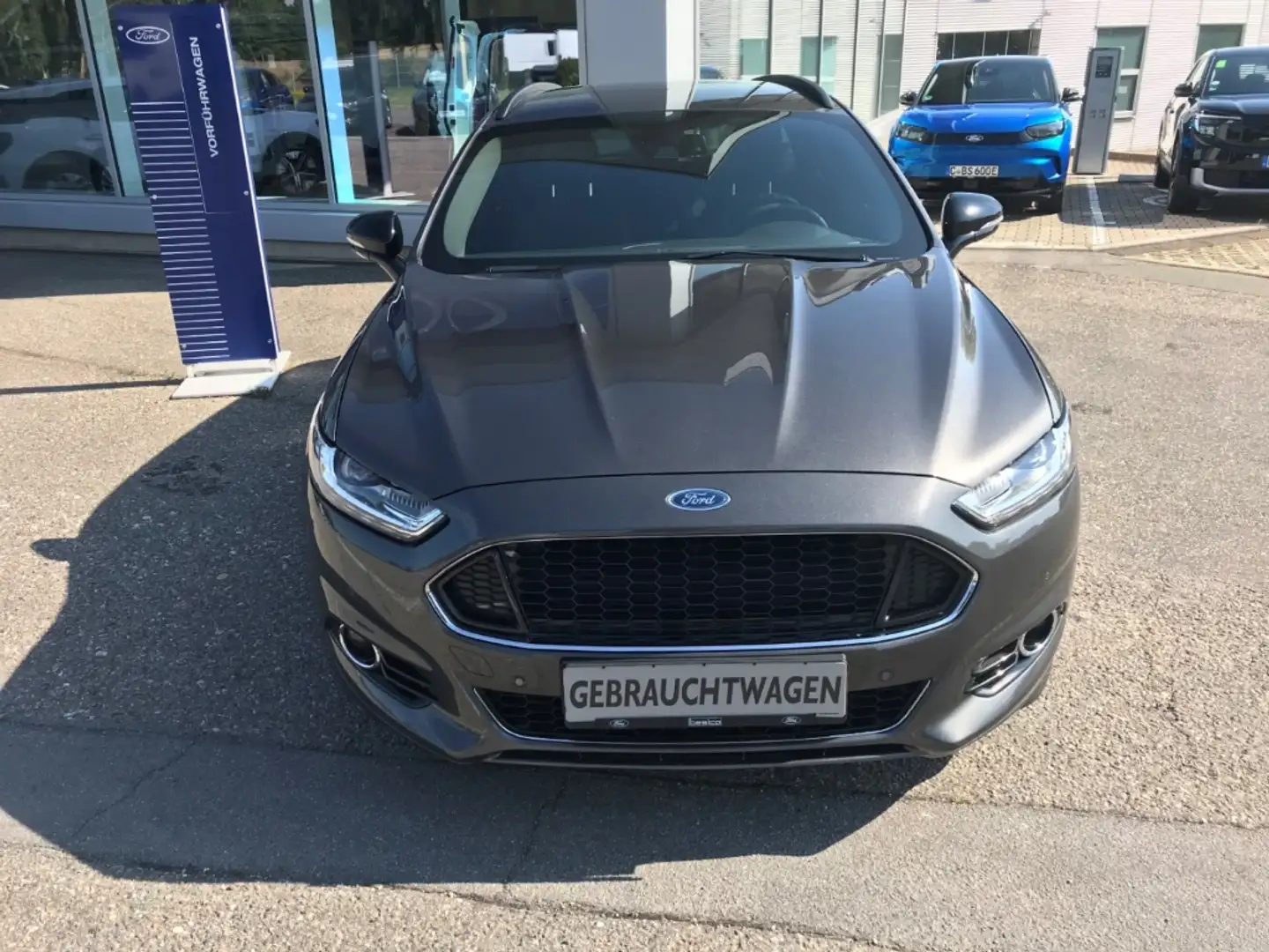 Ford Mondeo ST-Line+LED+DAB+NAV+PDC+Temp+WinterPak+LMF Grijs - 2
