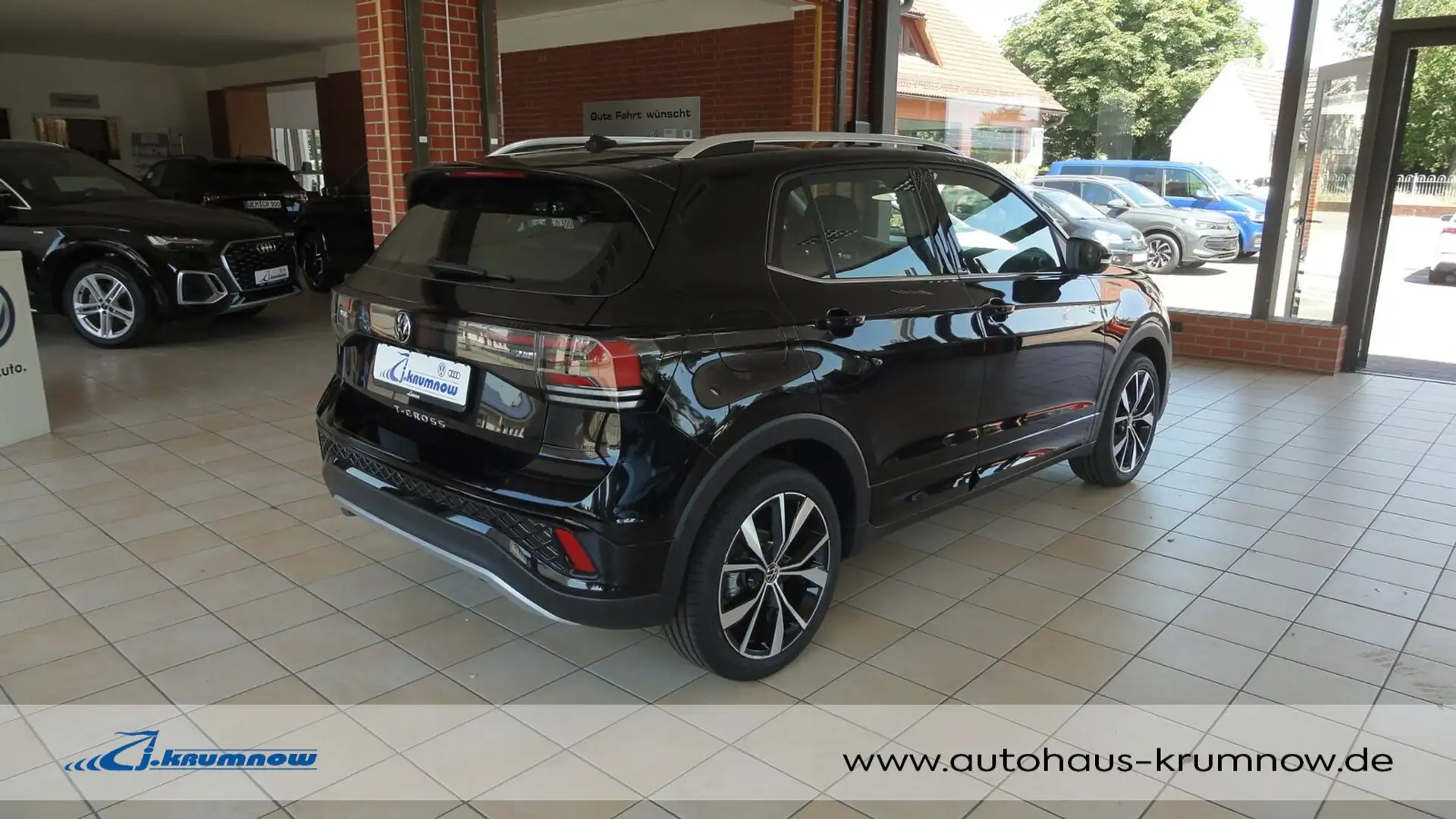 Volkswagen T-Cross T-Cross R-Line 1.0 TSI DSG LED+Navi+App-Connect Schwarz - 2
