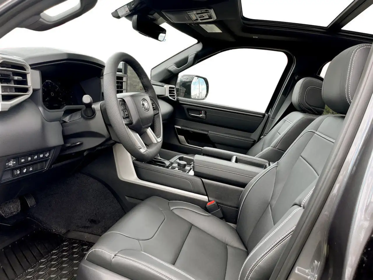 Toyota Tundra снимка Toyota Tundra