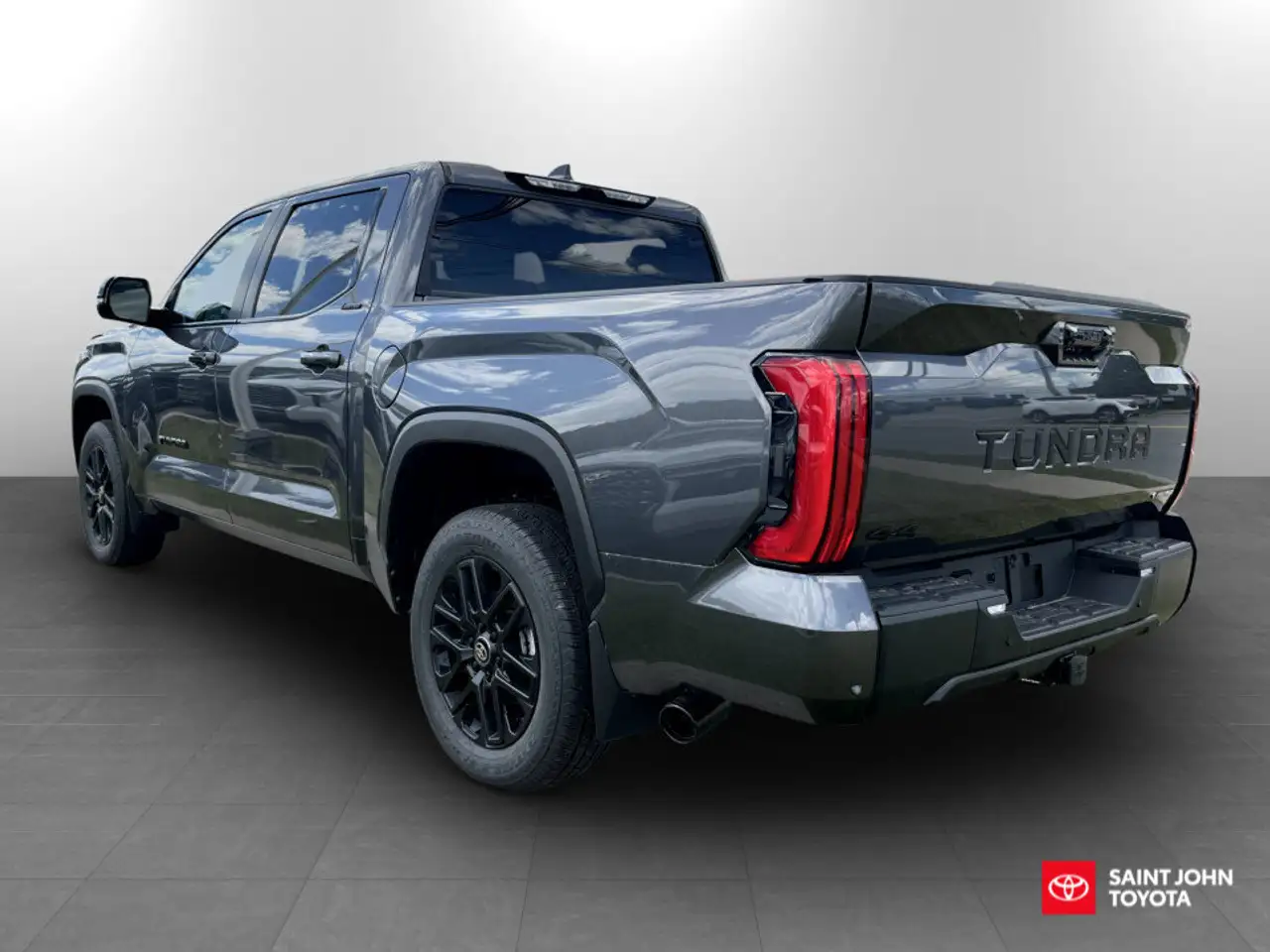 Toyota Tundra снимка Toyota Tundra