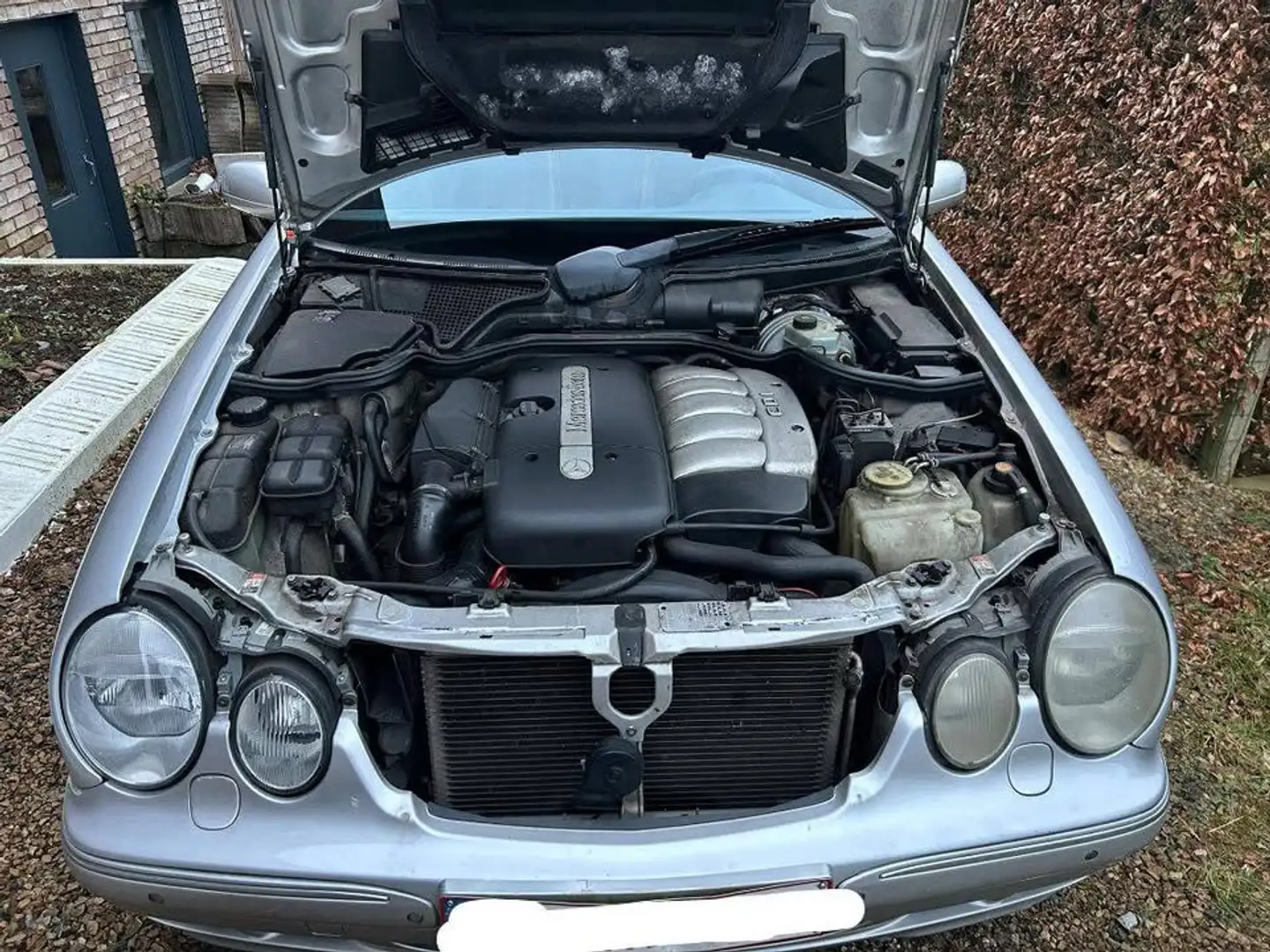 Mercedes-Benz E 270 E 270 CDI Avantgarde Ezüst - 2