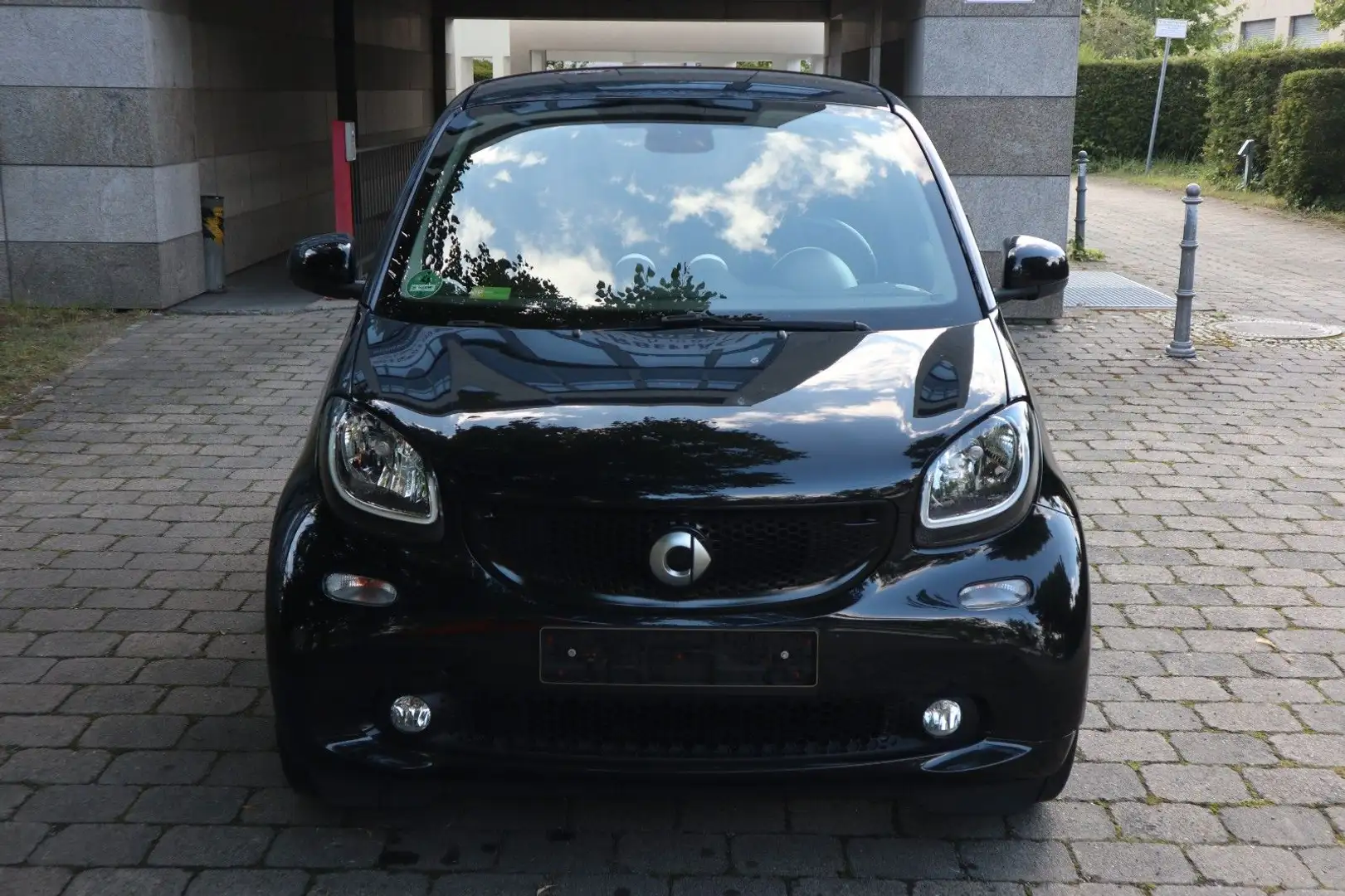 smart forTwo fortwo coupe Prime Leder Navi Schwarz - 2