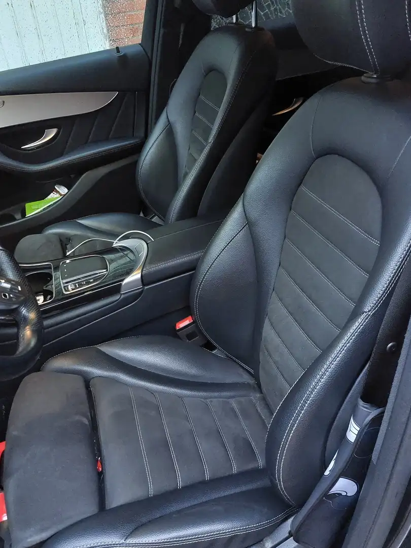 Mercedes-Benz GLC 300 GLC-Coupe de 4Matic 9G-TRONIC AMG Line - 2