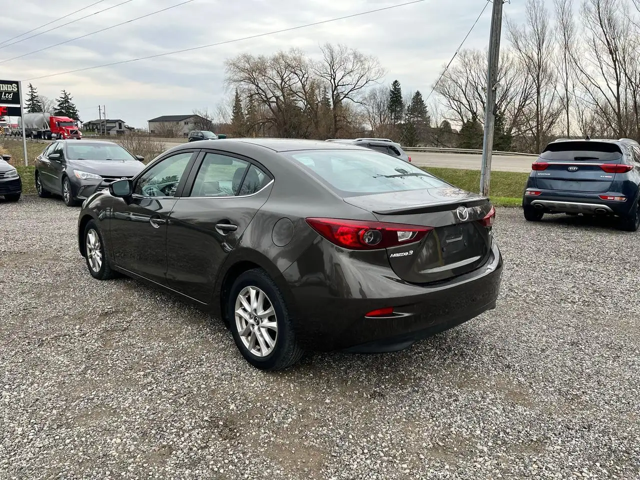 Mazda 3 photo Mazda 3
