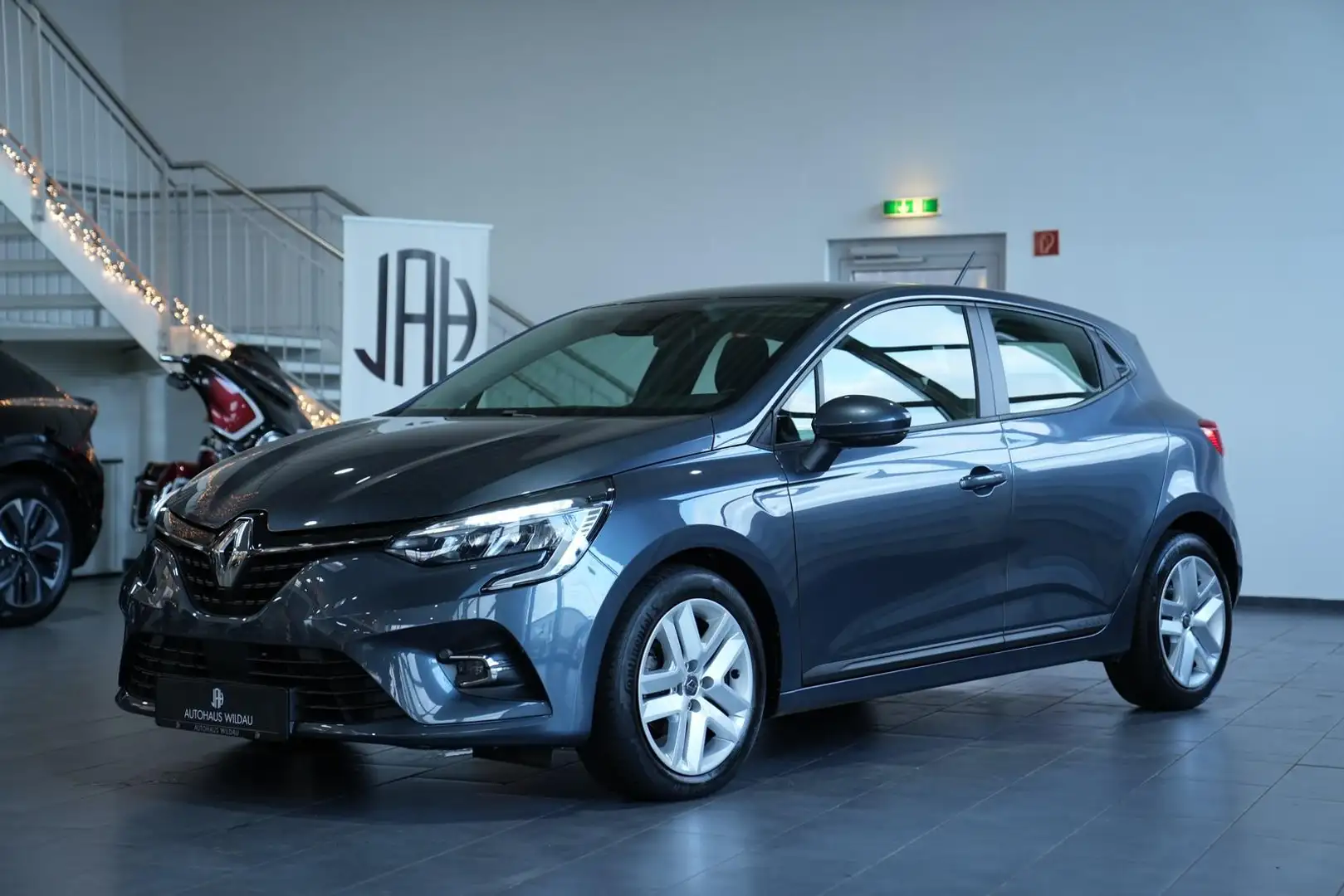 Renault Clio V Business Edition *LED*SZH*KEYLEES*NAV* Grijs - 2