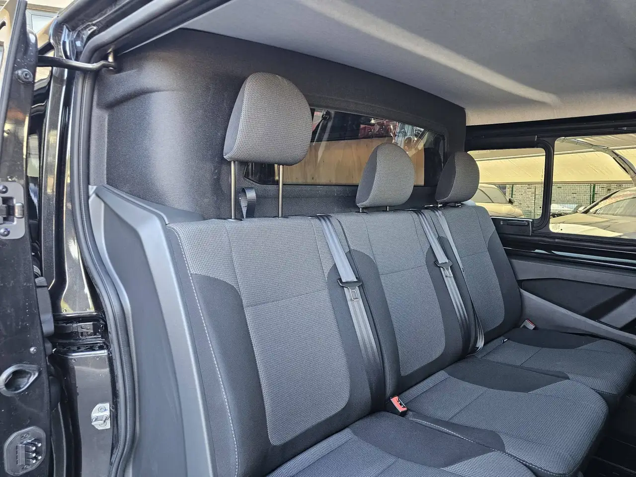 Renault Trafic 2026 — фото 12