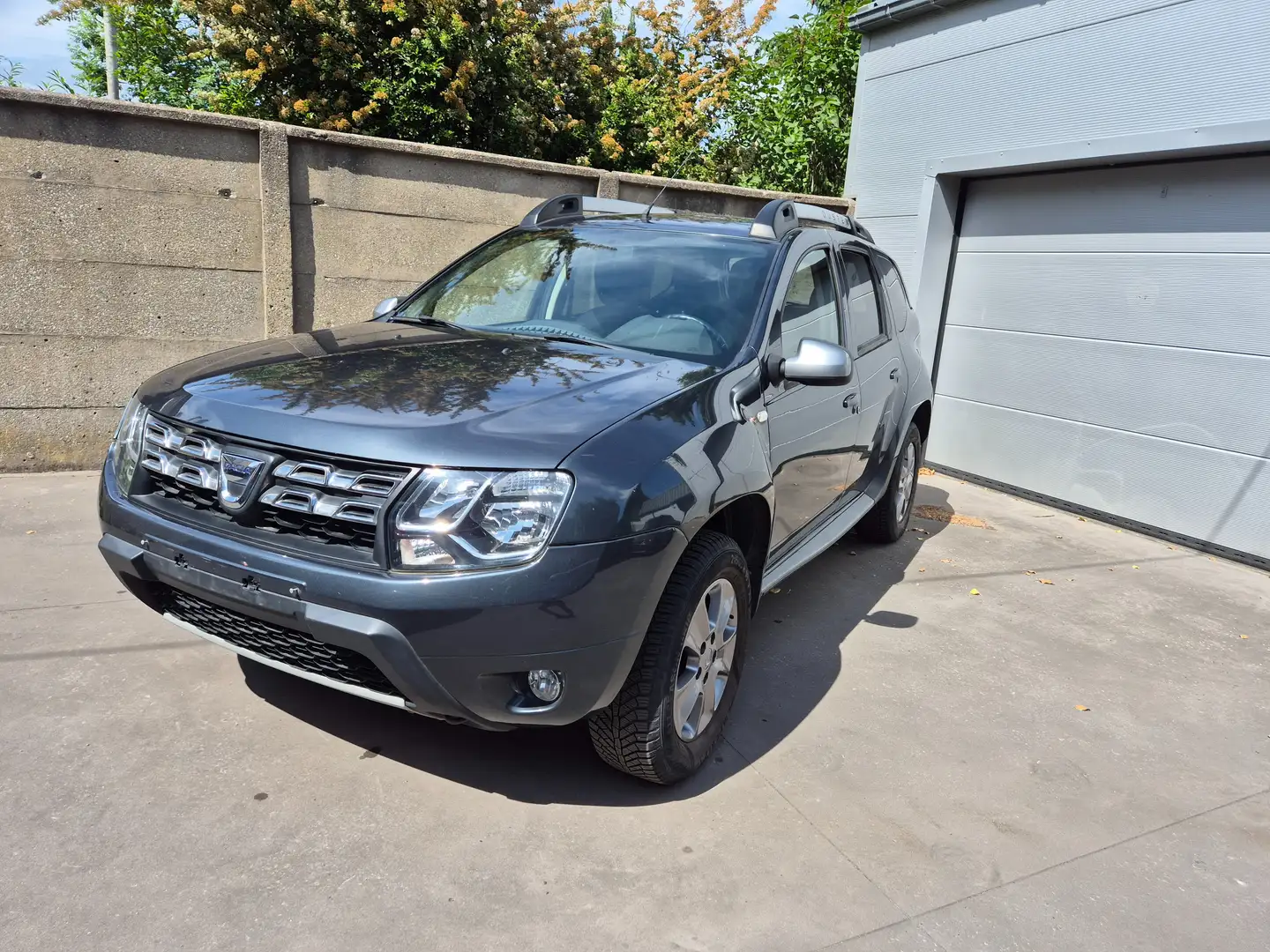 Dacia Duster 1.5 dCi Ambiance, 1er propriétaire, Garantie. Grijs - 1