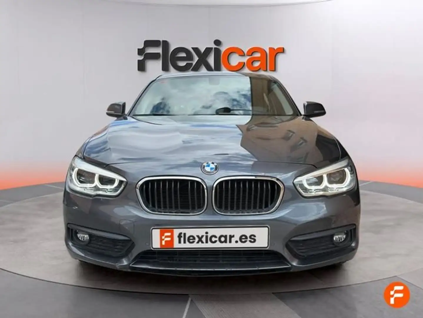 BMW 116 116d Gris - 2