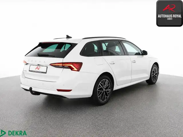 Skoda Octavia view 5
