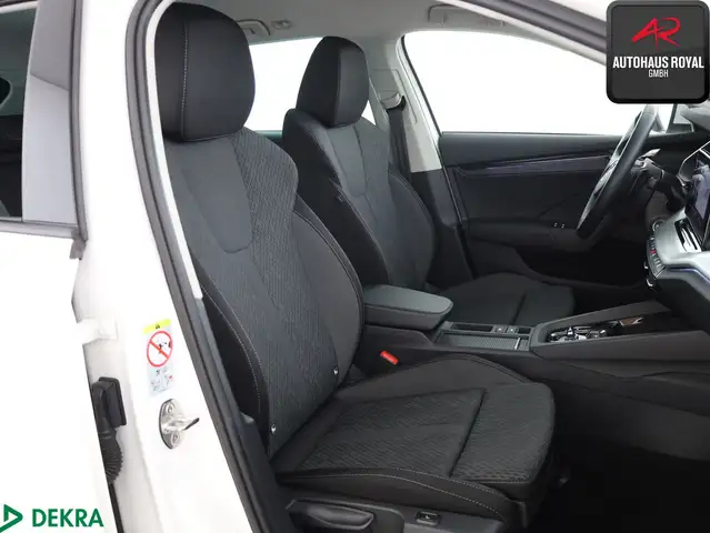 Skoda Octavia view 12