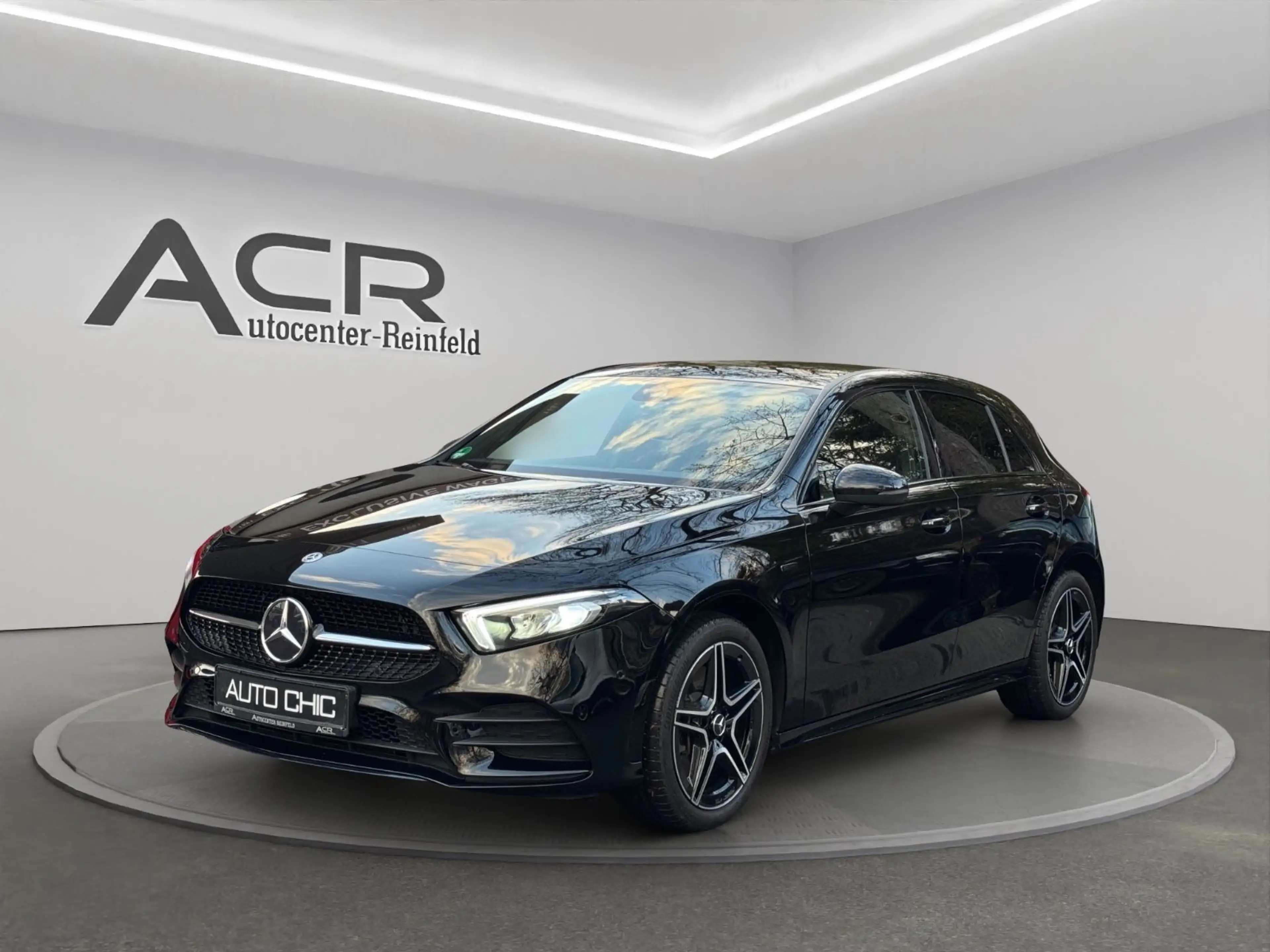 Mercedes-Benz A 250 e Edition 2020 AMG*NightPaket*I HAND*TOP! — photo 3