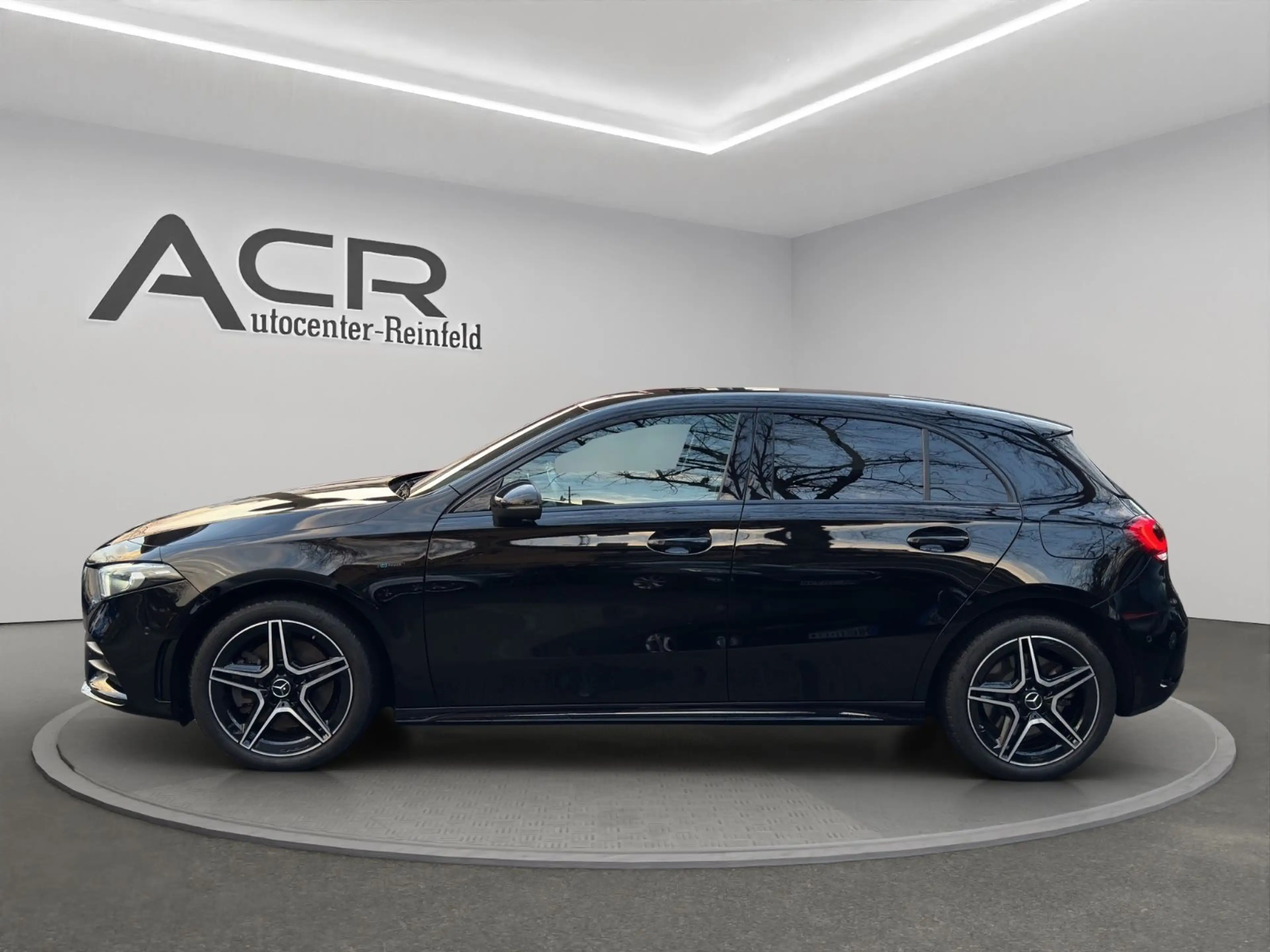 Mercedes-Benz A 250 e Edition 2020 AMG*NightPaket*I HAND*TOP! — photo 4