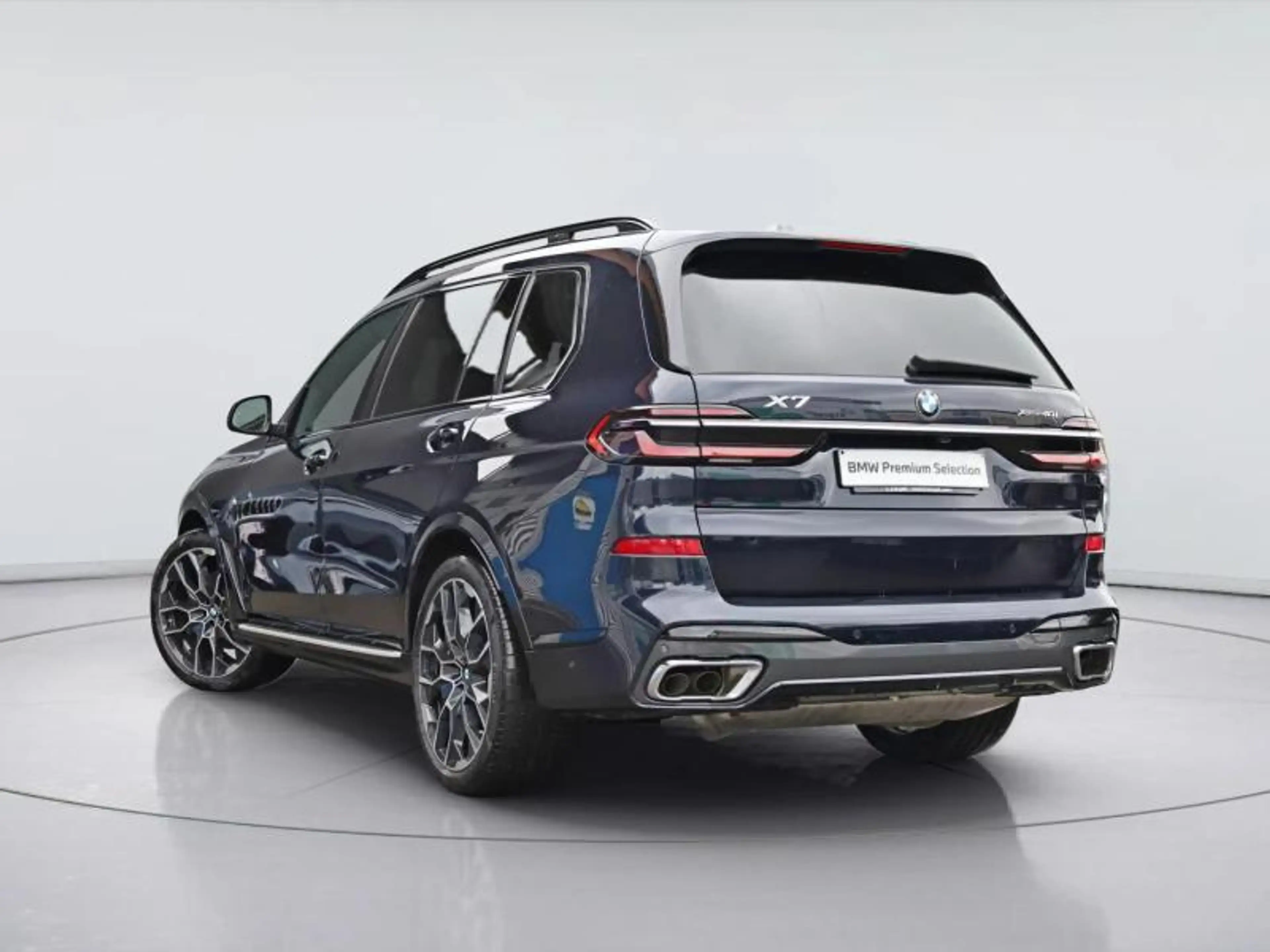 BMW X7 xDrive40i Kit M Sport — photo 5