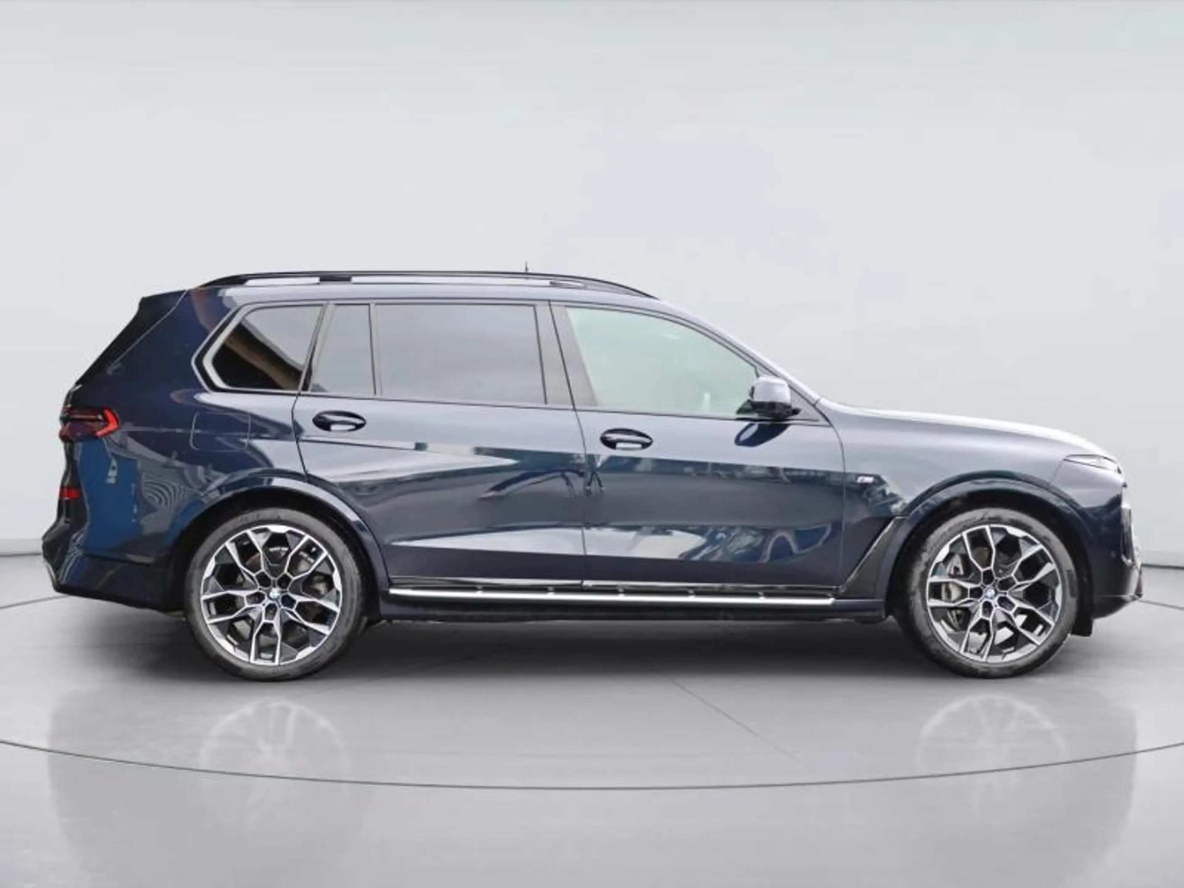 BMW X7 xDrive40i Kit M Sport — photo 3