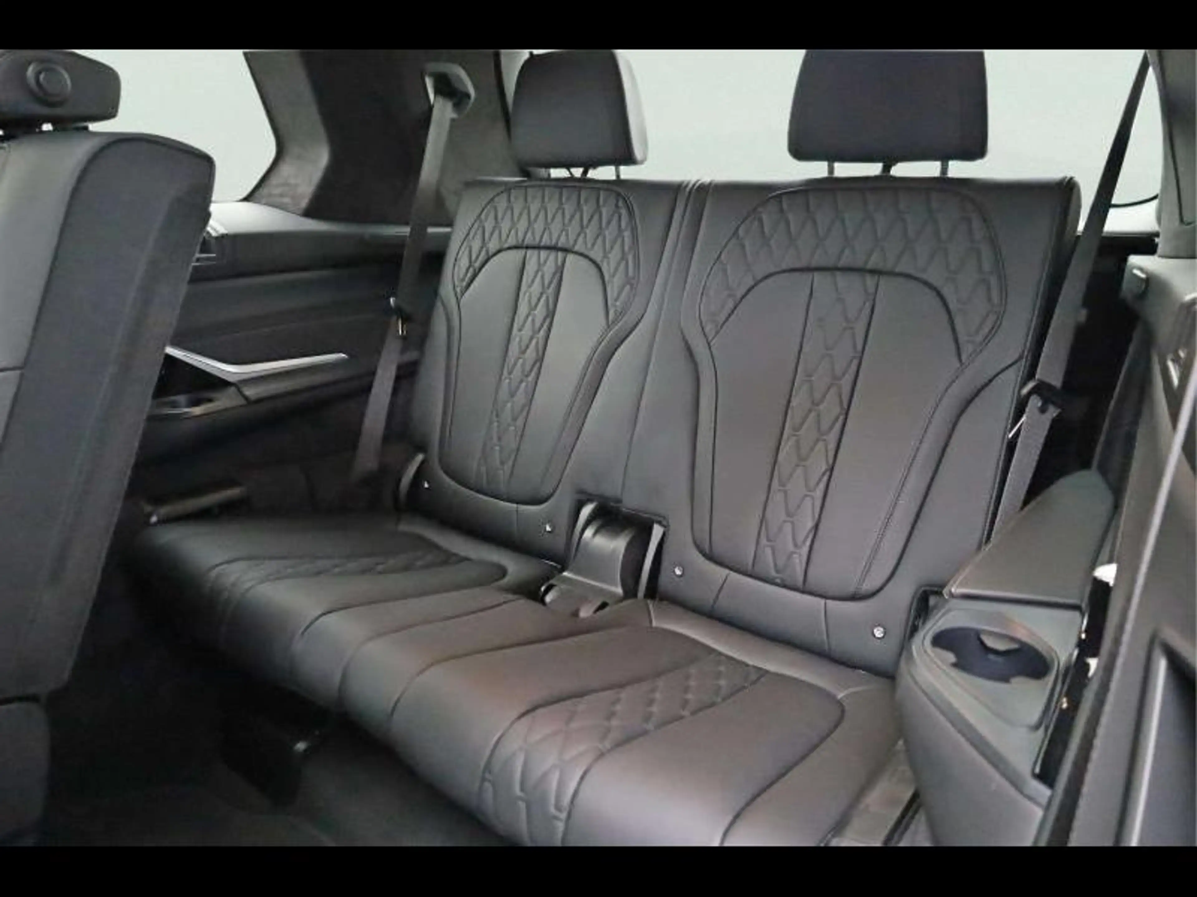 BMW X7 xDrive40i Kit M Sport — photo 11