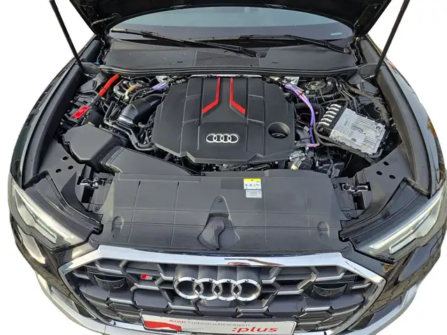 Audi S6 view 12