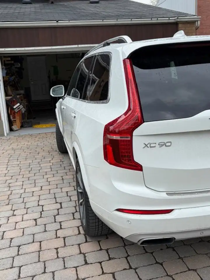 Volvo XC90 снимка Volvo XC90