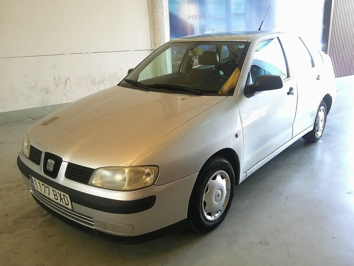 SEAT Cordoba 1.9 SDi Stella Blanco - 1