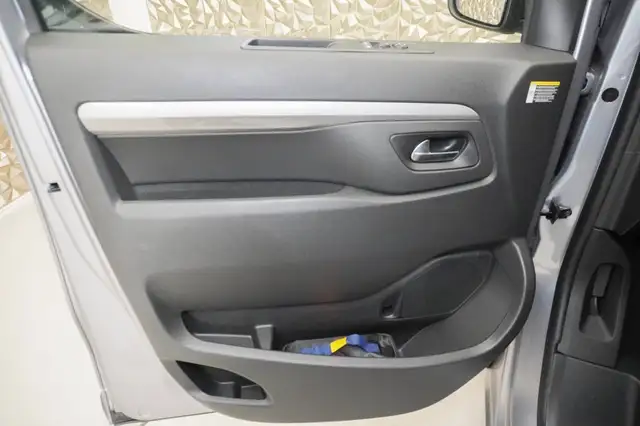 Peugeot Traveller PREMIUM L3 BHDI 180 EAT8 Ansicht 19