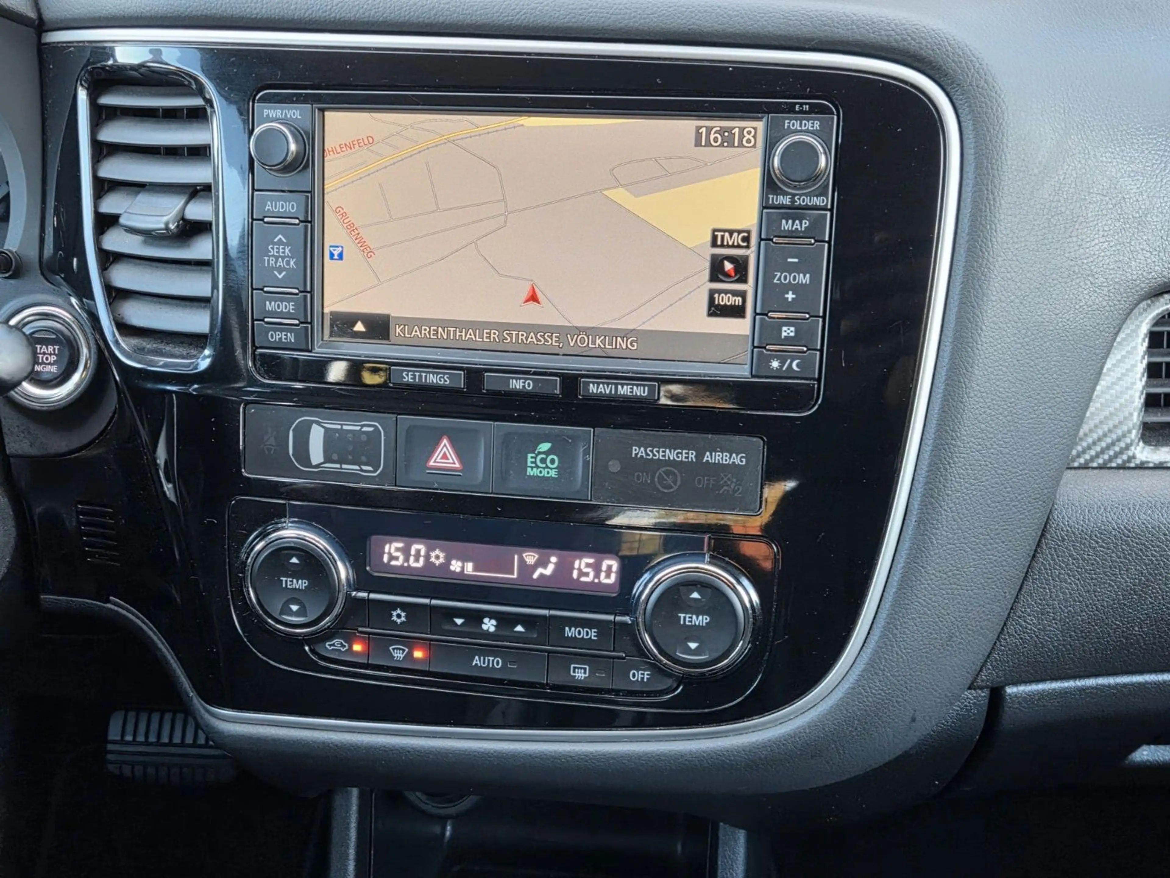 Mitsubishi Outlander Diamant Edition 4WD 2.2 D/KLIMA/AHK — photo 13