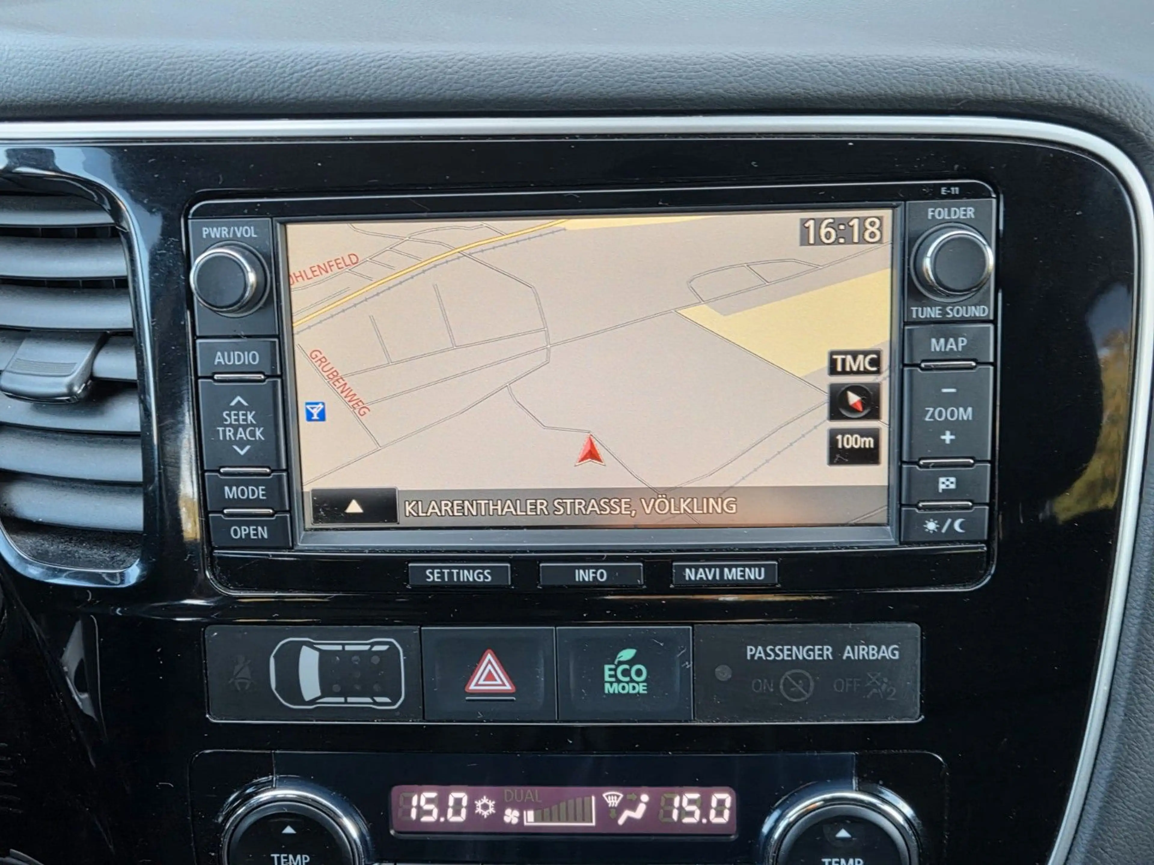 Mitsubishi Outlander Diamant Edition 4WD 2.2 D/KLIMA/AHK — photo 8