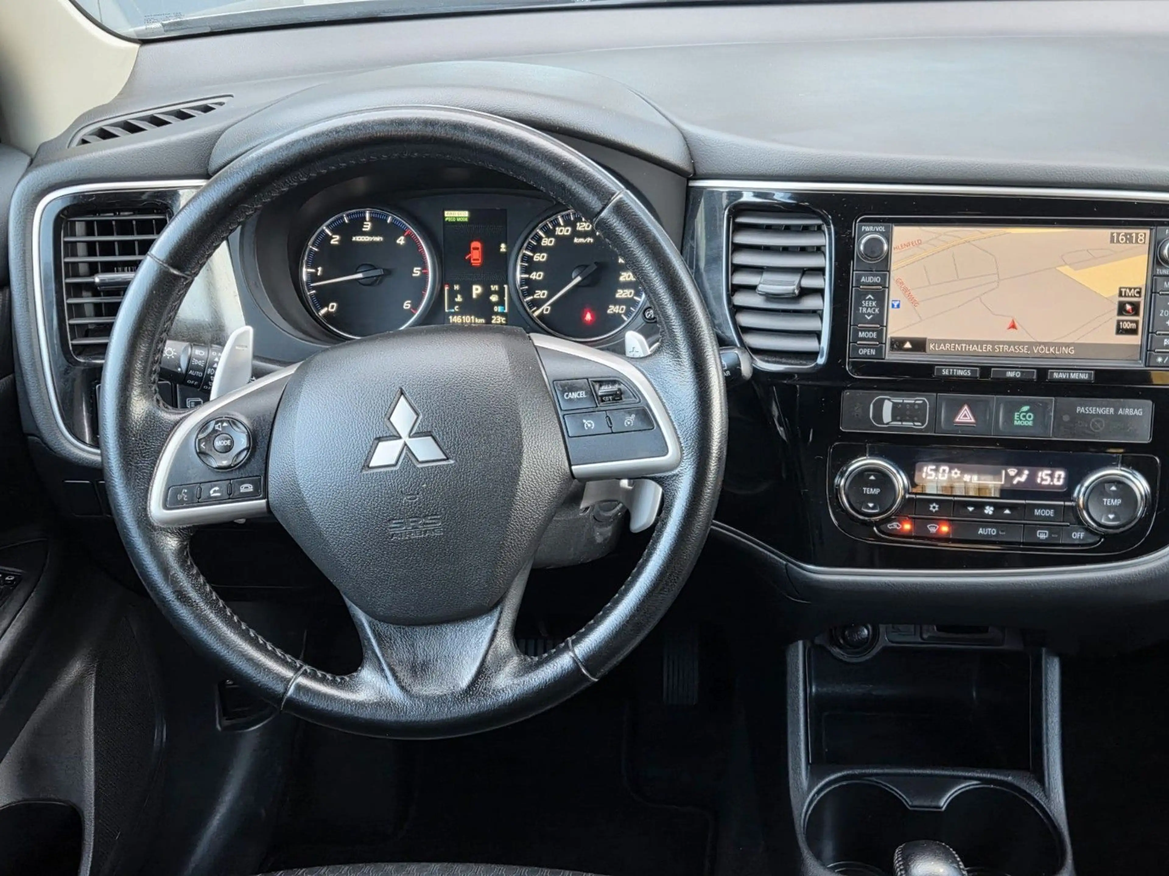 Mitsubishi Outlander Diamant Edition 4WD 2.2 D/KLIMA/AHK — photo 7