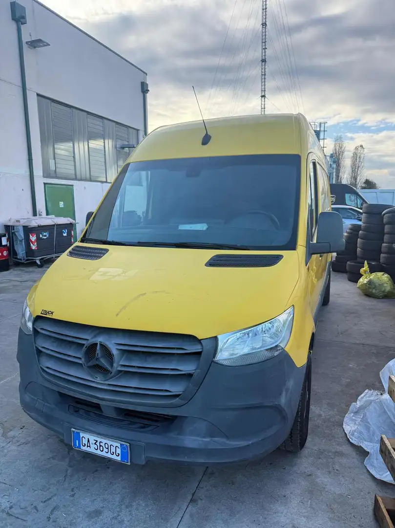 Mercedes-Benz Sprinter F39/33 311 CDI FWD TN Furgone Giallo - 2