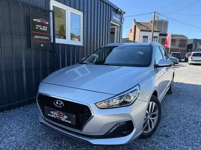 Hyundai i30 i30 SW 1.0 T-GDi / 1e Main / GPS - CarPlay / Kit Hiver / Entretien + CT + Garantie 1 an