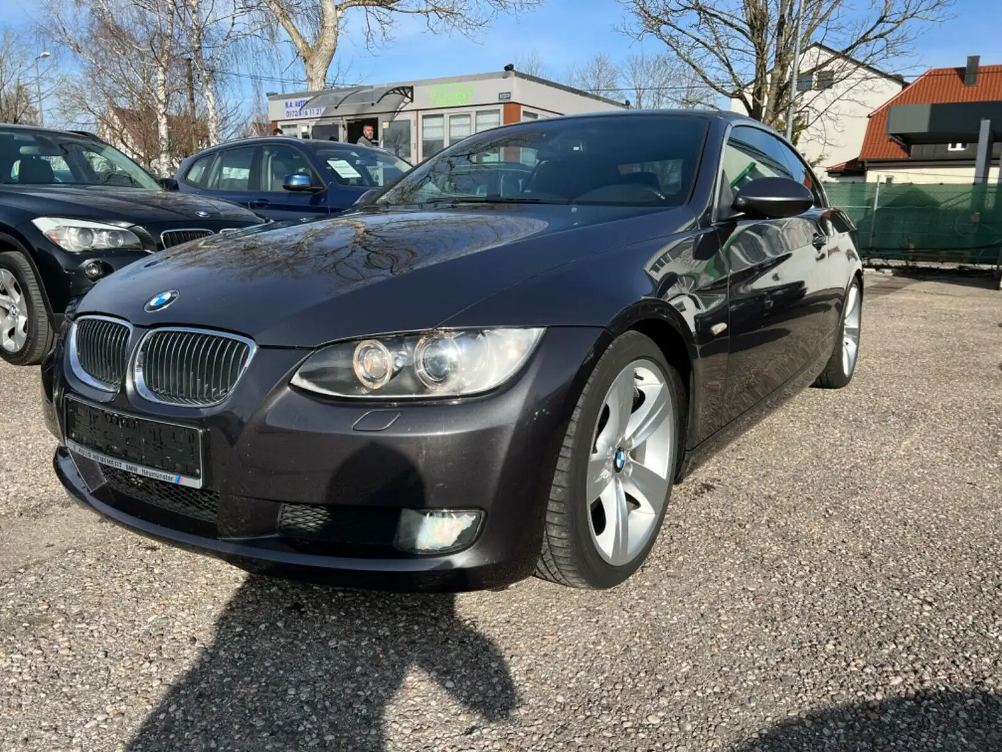 BMW 325 i Cabrio AUTOMATIK NAVI BI-XENON Grau - 1