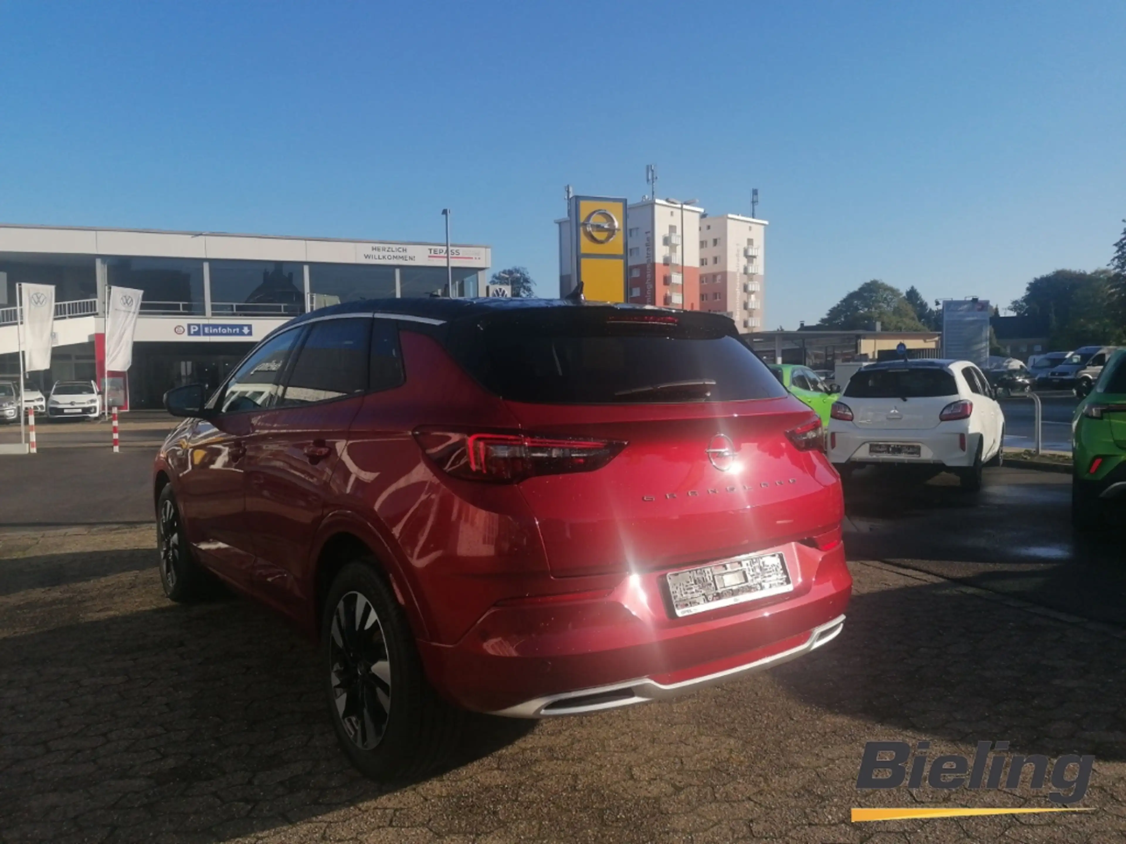 Opel Grandland , Elegance, 1.2 Direct Injection Turbo 96 — photo 2