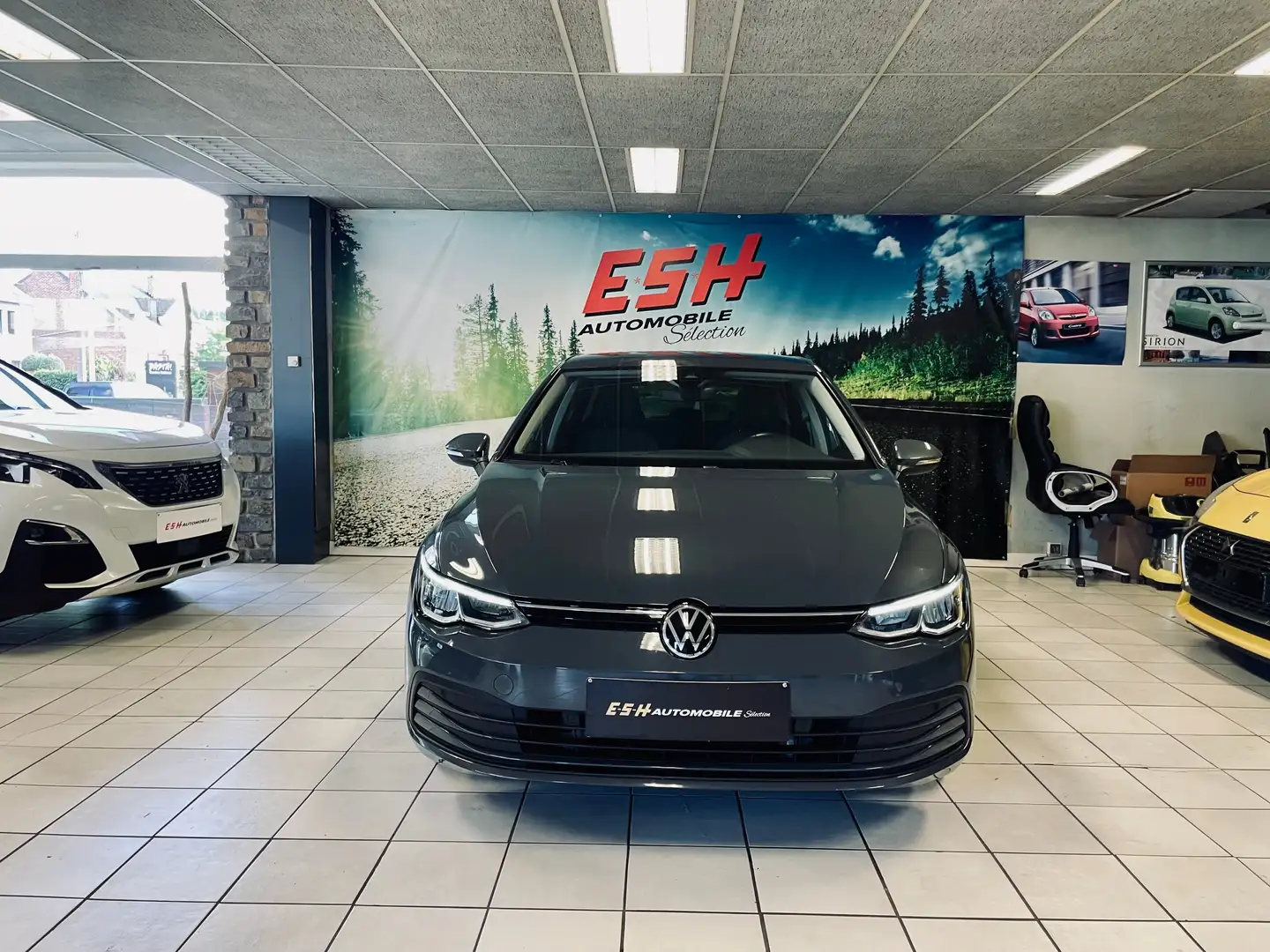 Volkswagen Golf Golf 1.0 TSI Life OPF/1erProprietaire/GARANTIE 12M Gris - 2