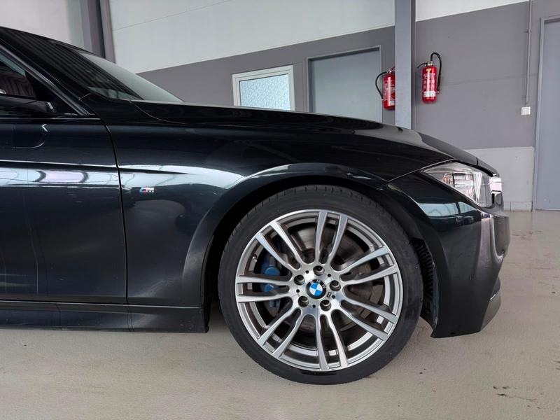 BMW 335 i Touring M-Sportpaket /1.Hand/Panorama — photo 7